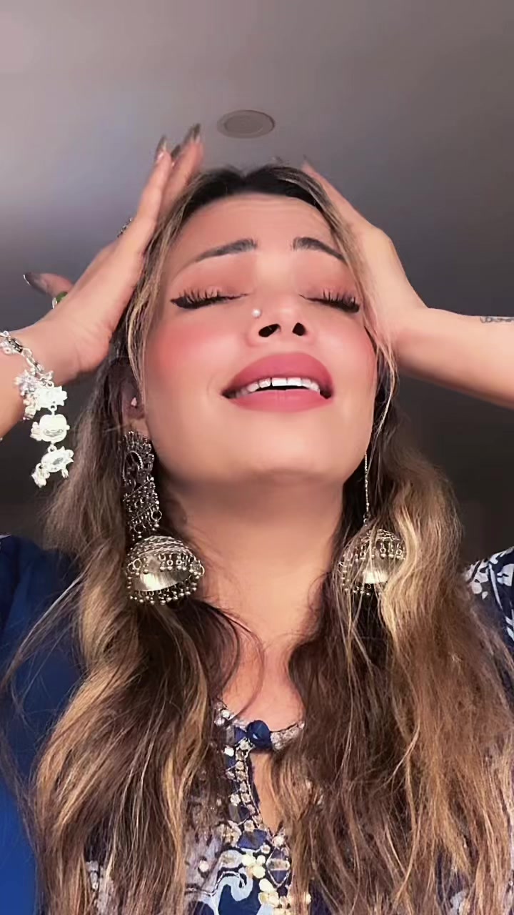 @Mysterious_15❤️