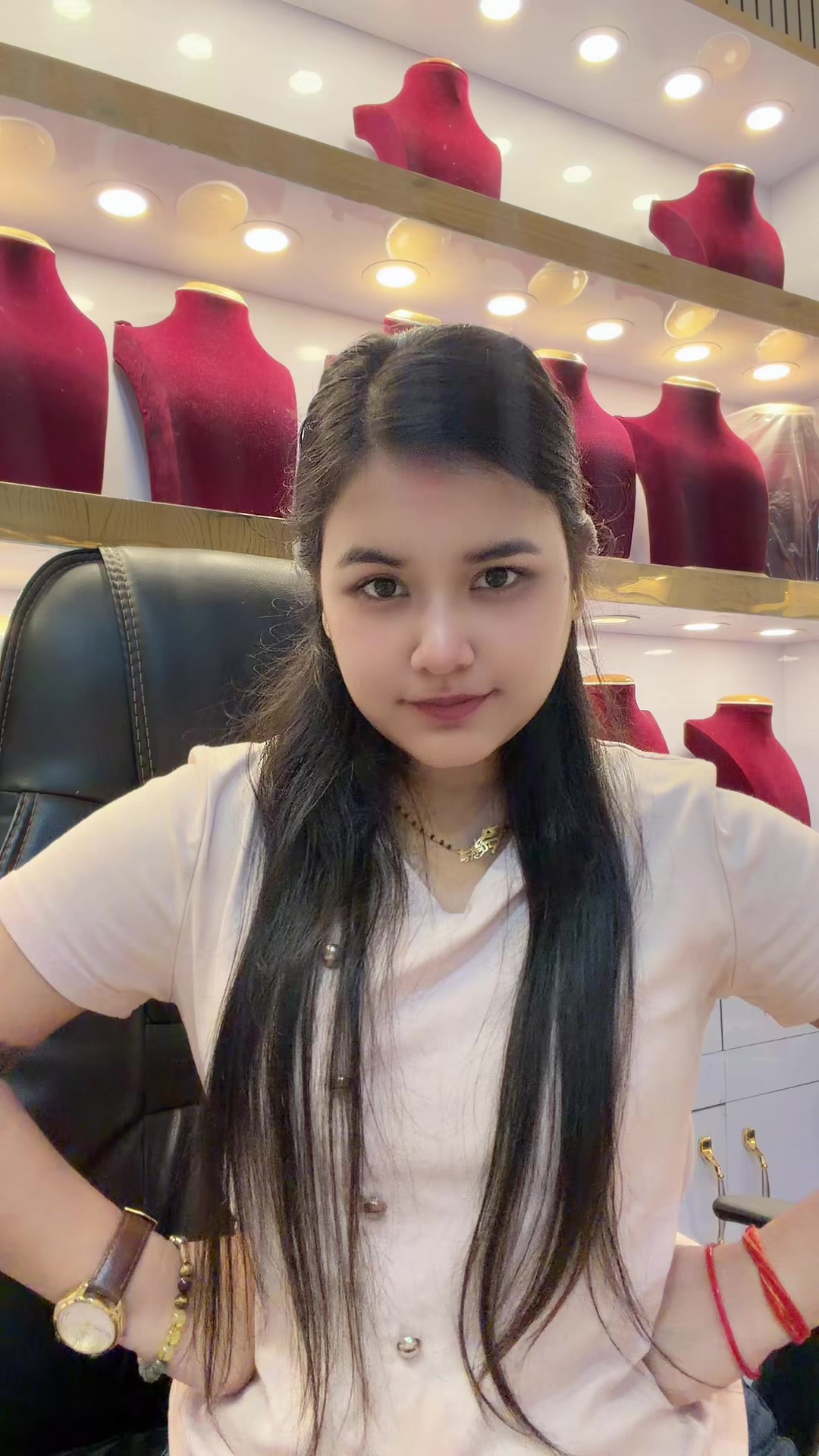 @Neeha Ganga Gahatraj