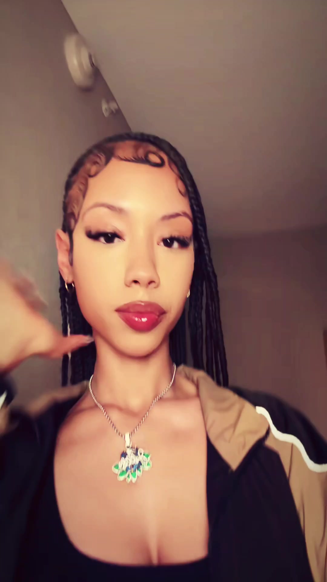 @JEYYBI