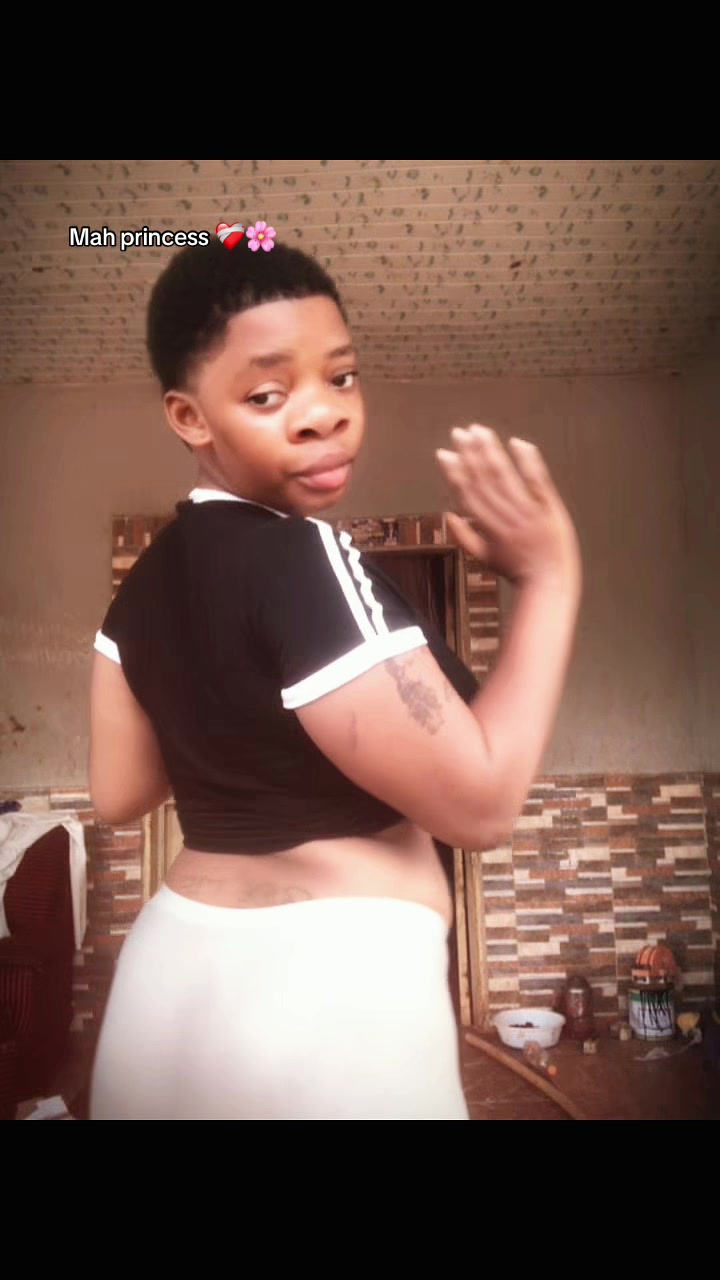 @@~💦Nonchalant favy💫🍒🌸