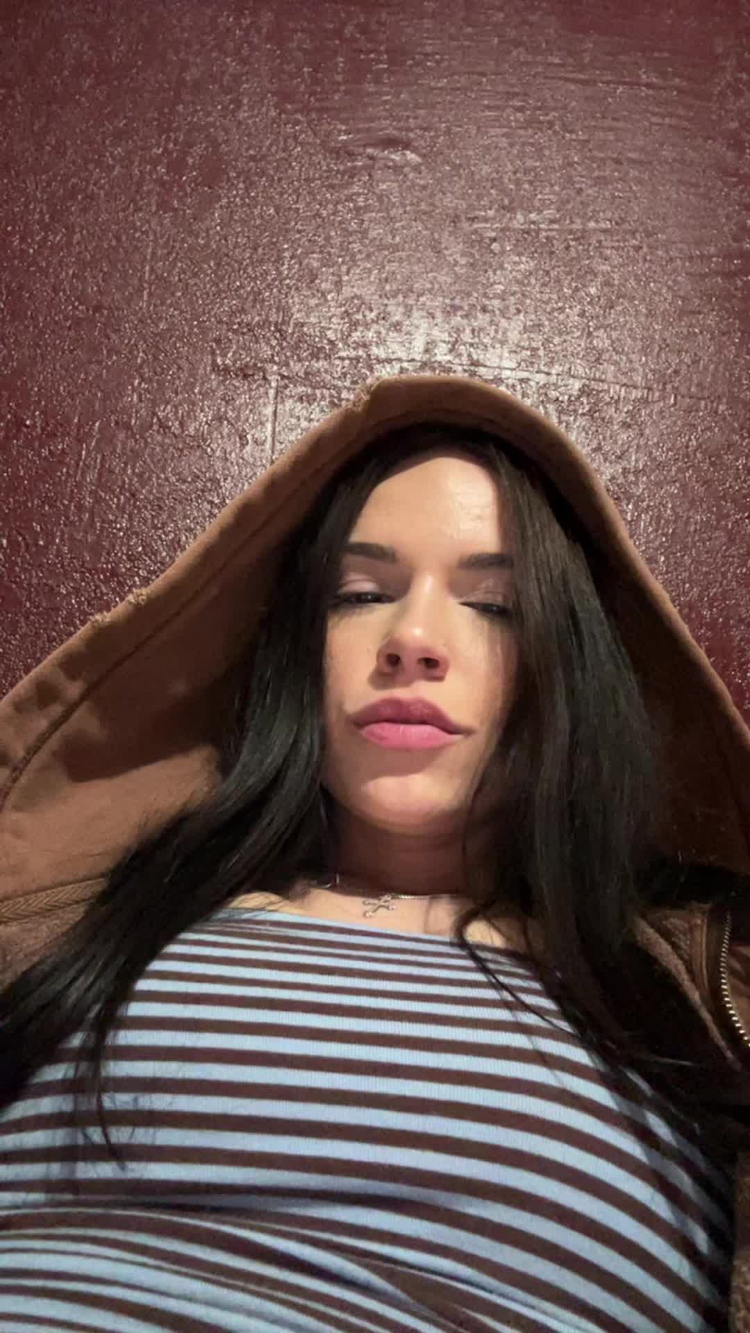 @Ashley Lauren