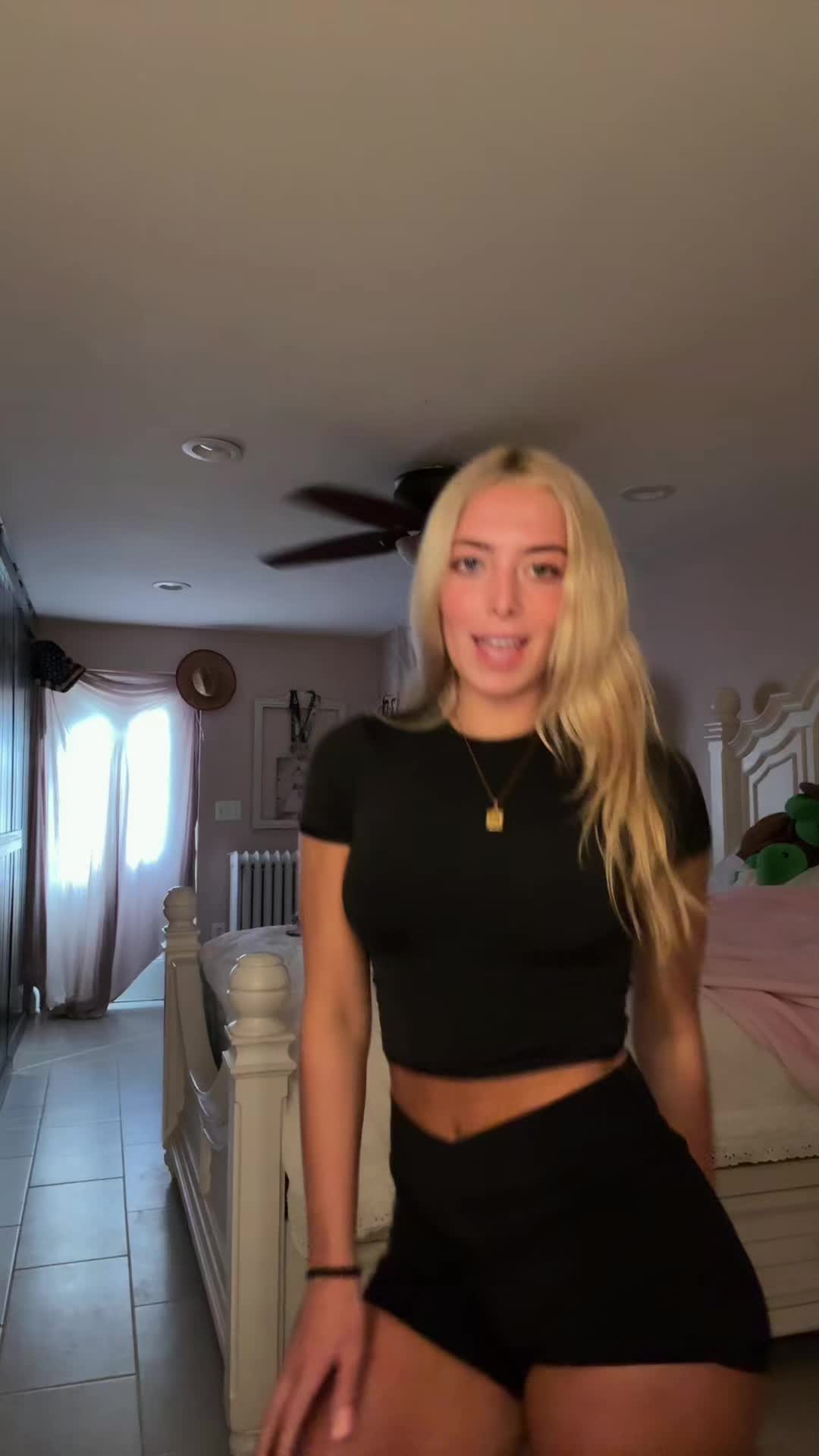 @avanucci14