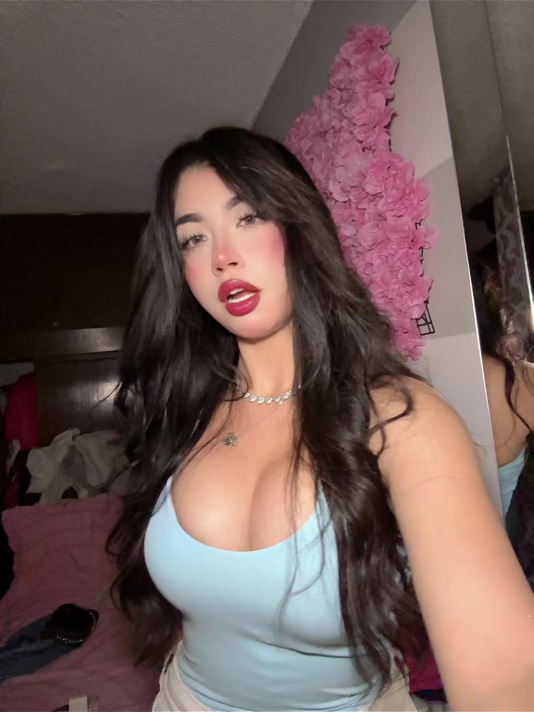 @valee_serret
