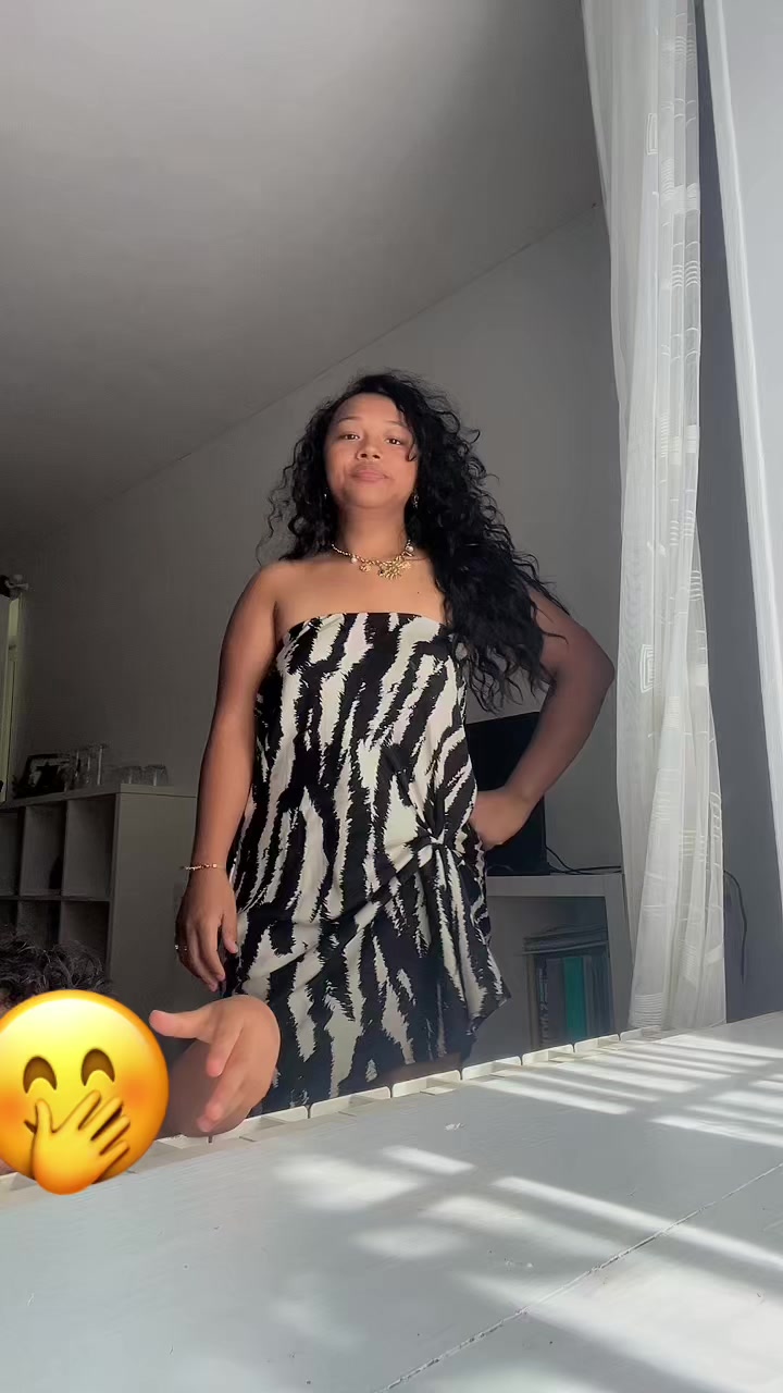 @Asha 🇲🇬🇫🇷