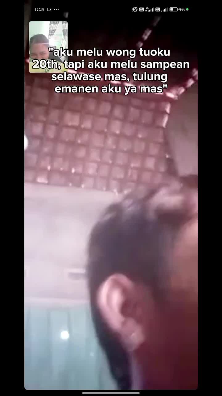@wahyu 😘😗🥰
