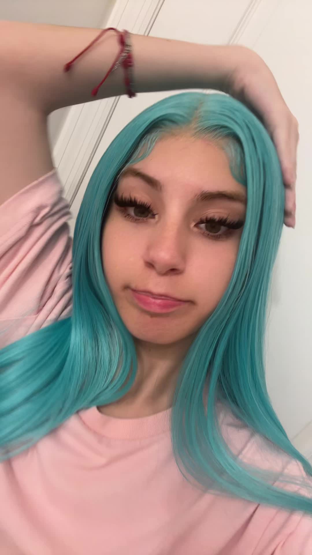 @️