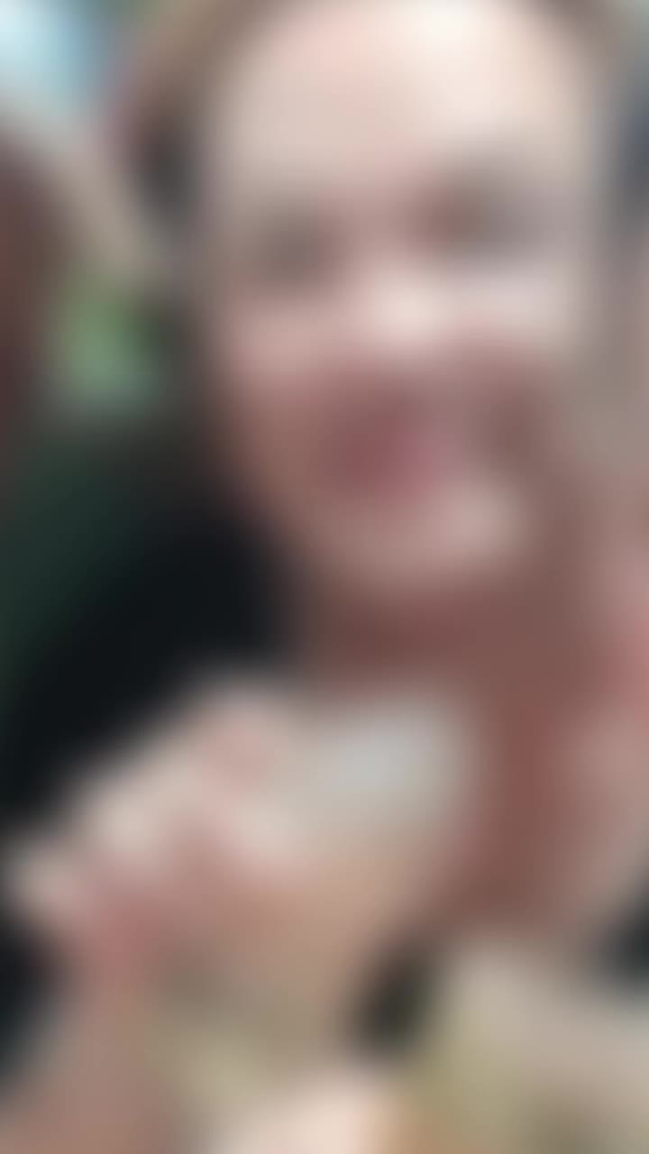 @ແກ້ວສະເດັດ ສິບຫົກໂຕ