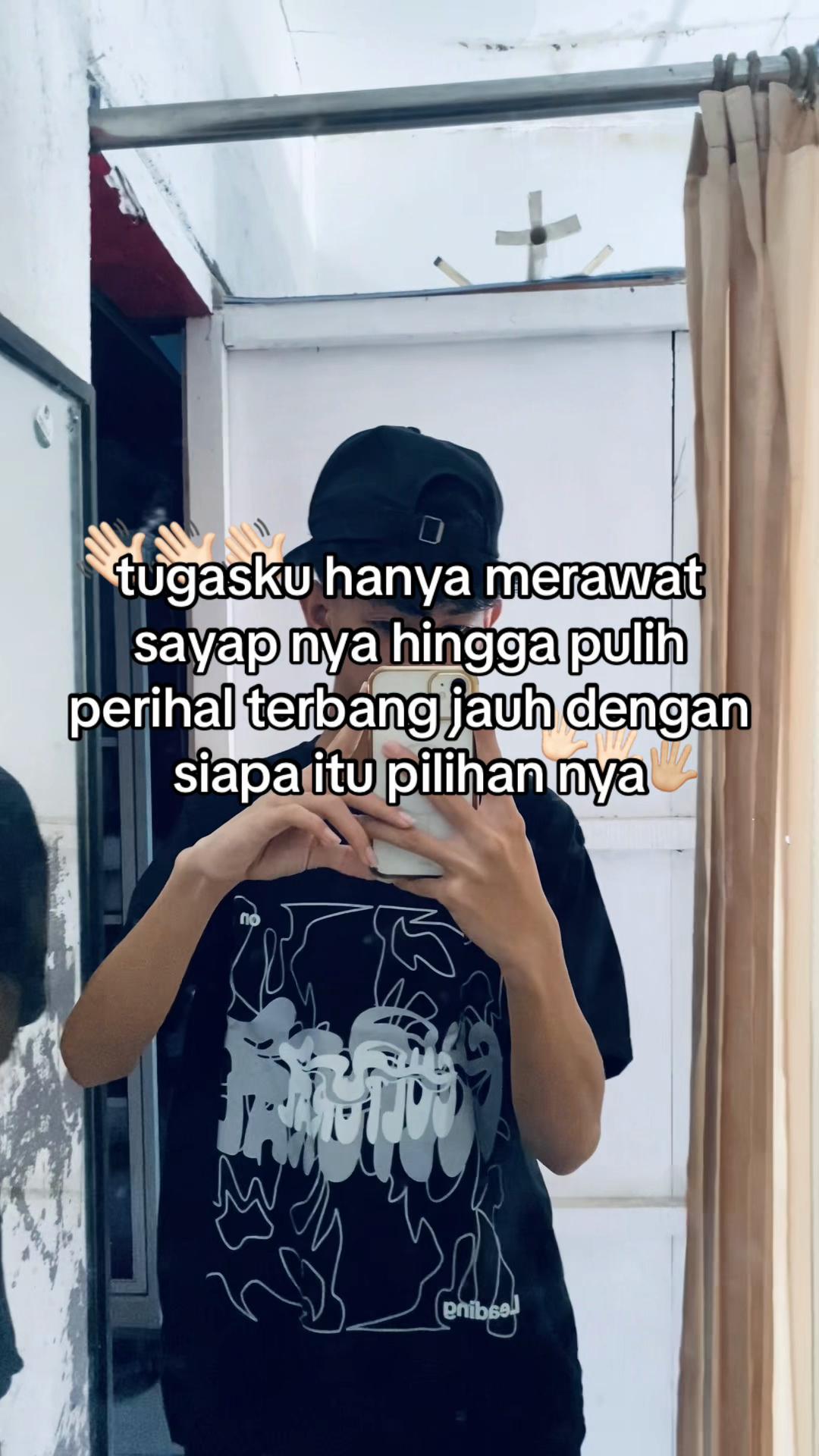@🦅