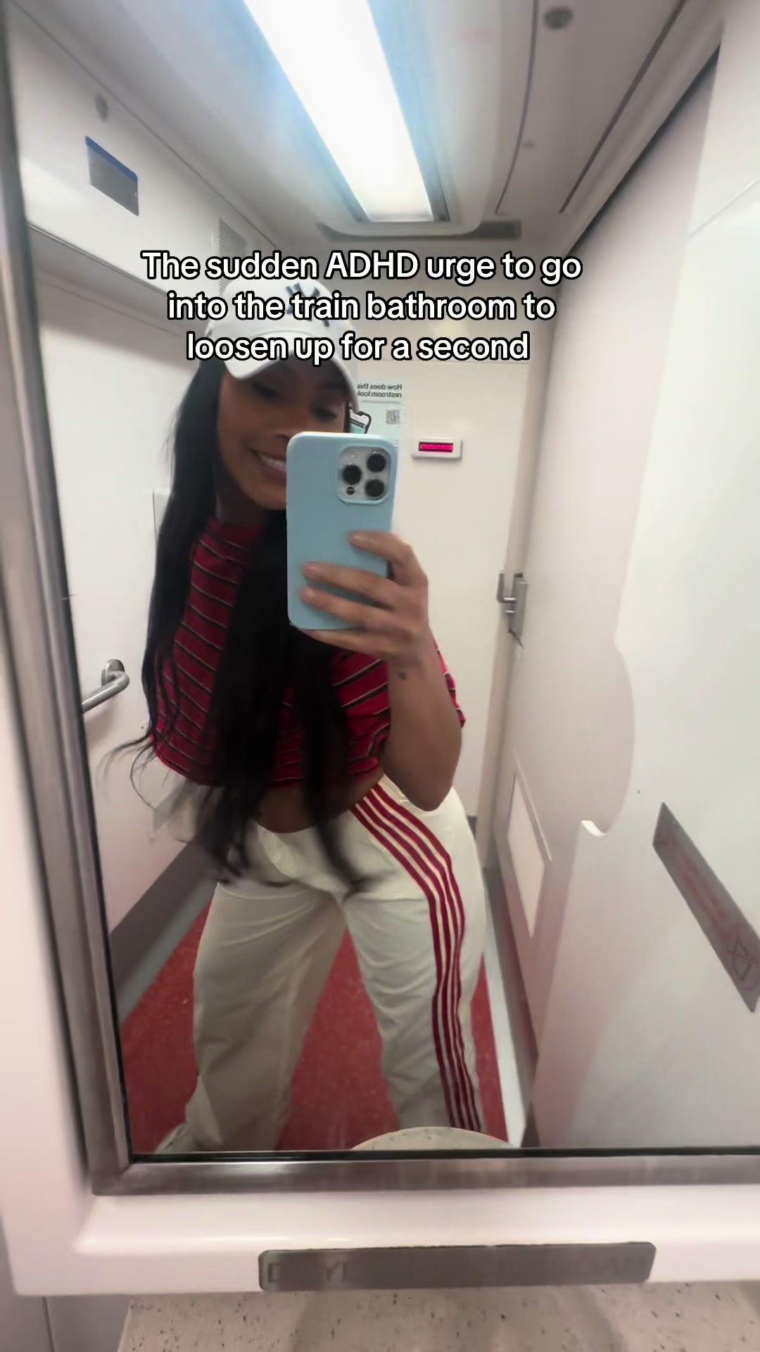 @mayalunalaughs