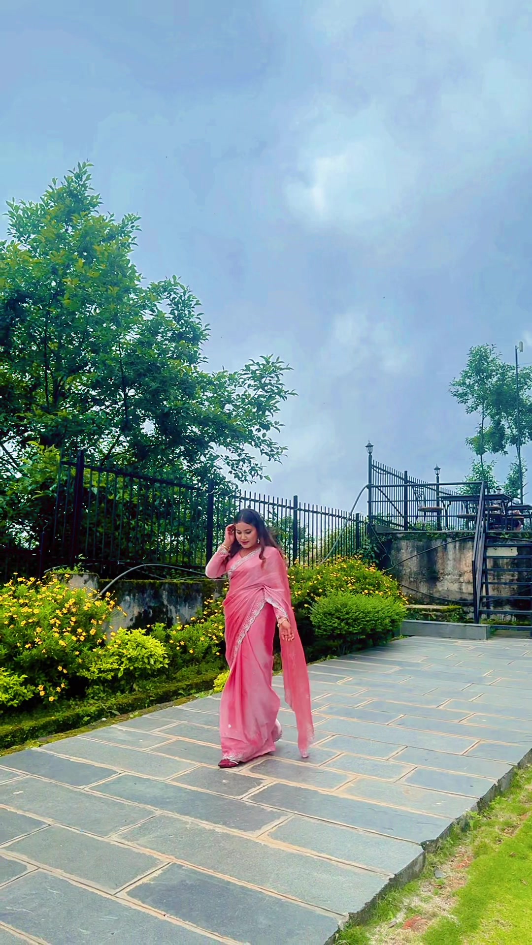 @Mira chettri 635