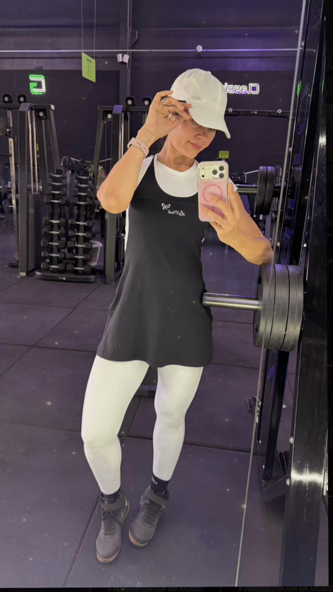 @Lu.pink.modas