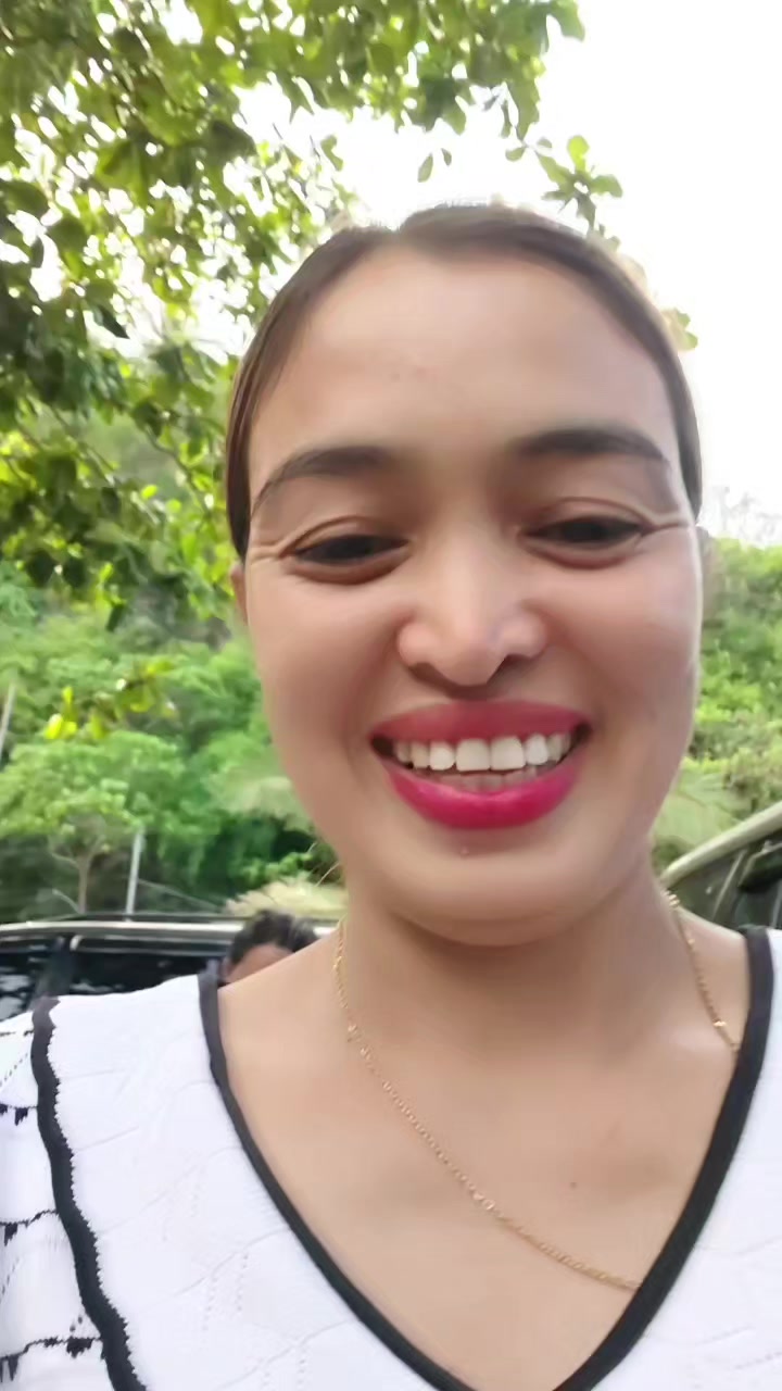 @Loumella Sison