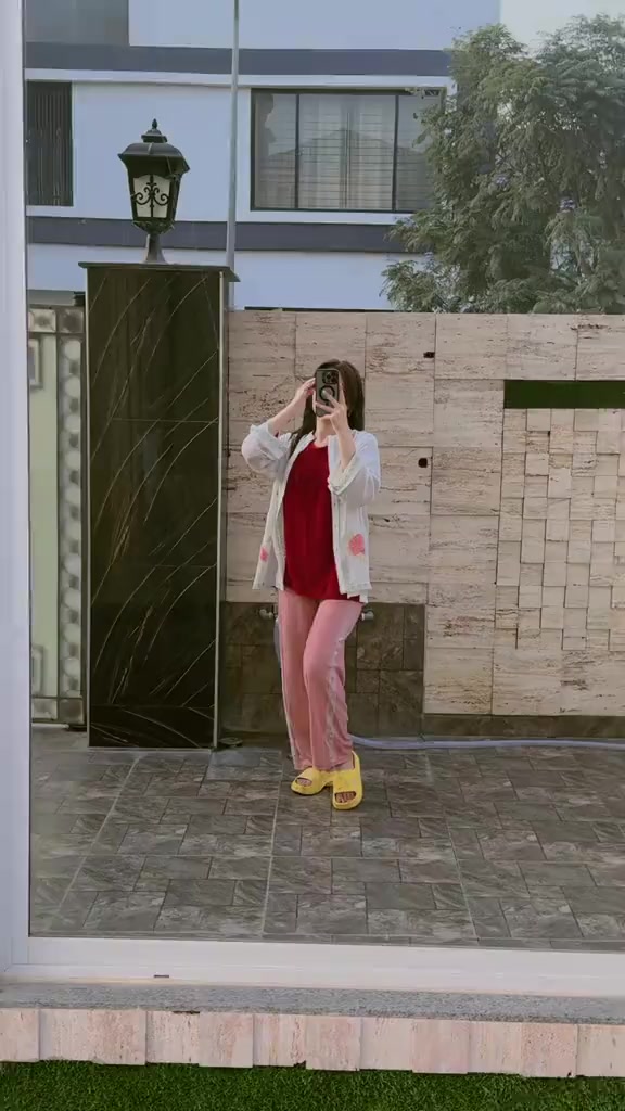 @н&alpha;zєℓ ✨
