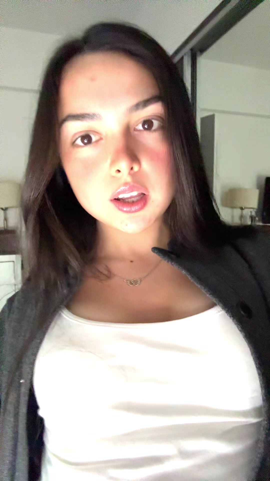 @theyknowlara