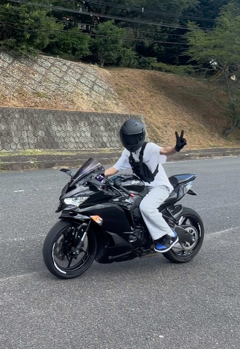 @DHIRAj 🦅🥷🏻