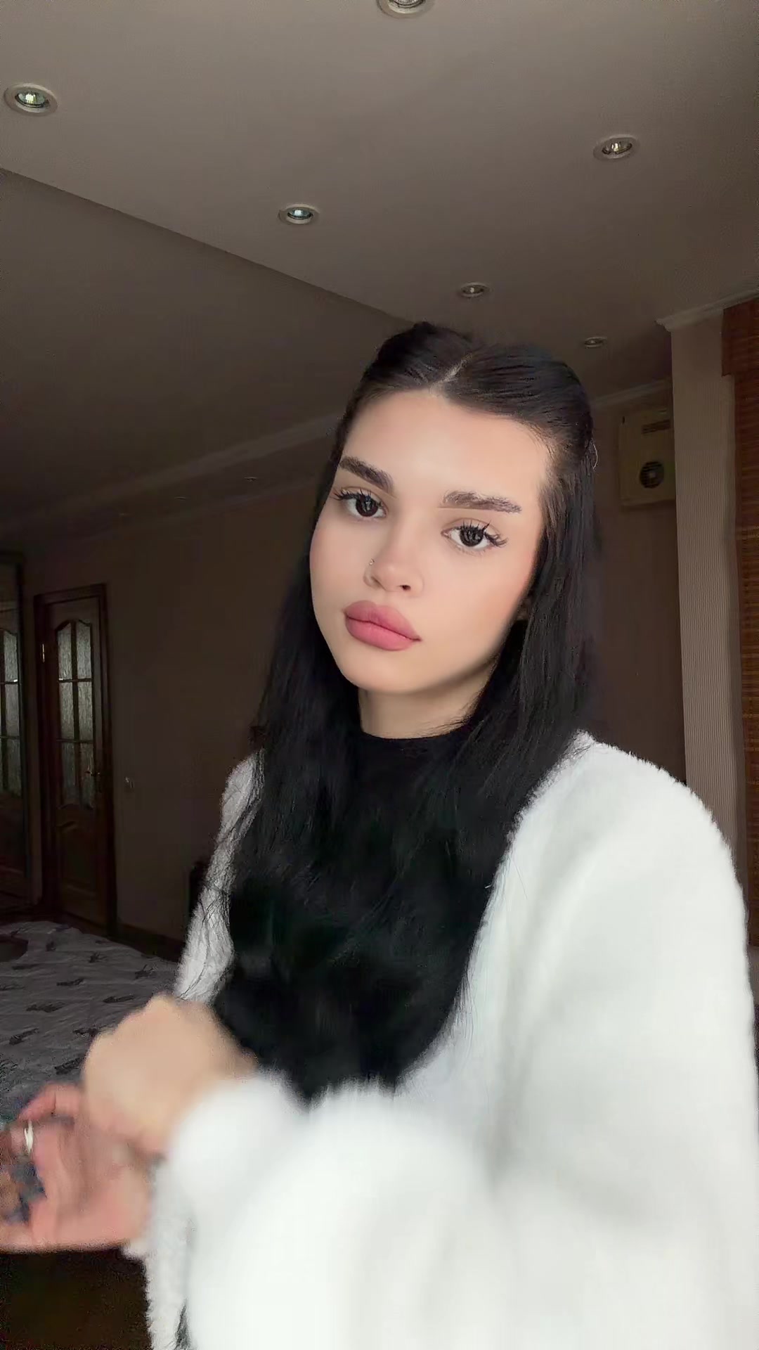 @Ди