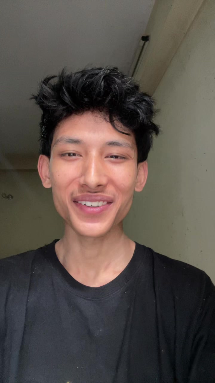 @✮