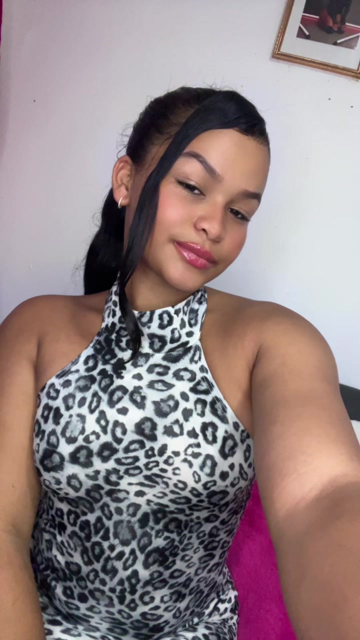 @Lapeque&ntilde;a🦋