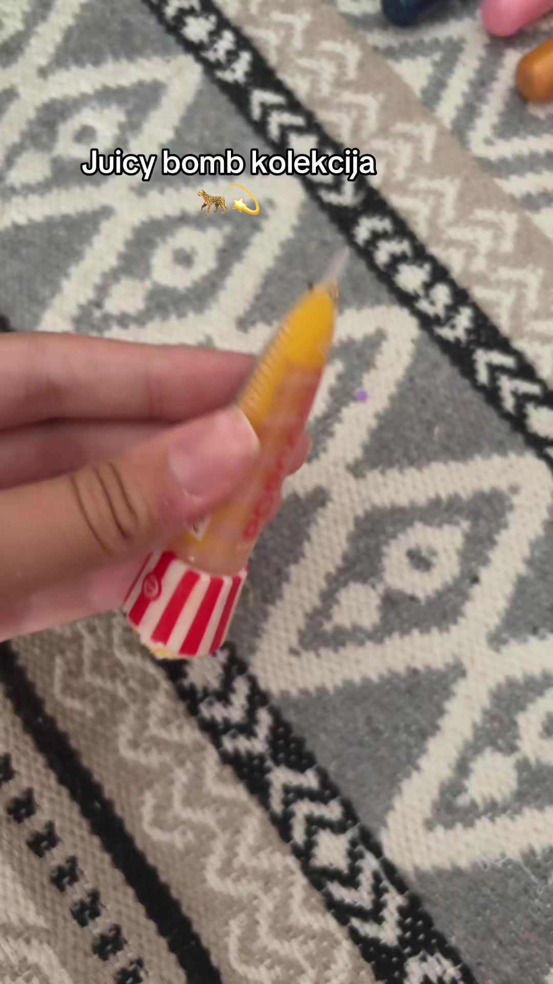 @𝓜𝓲𝓪