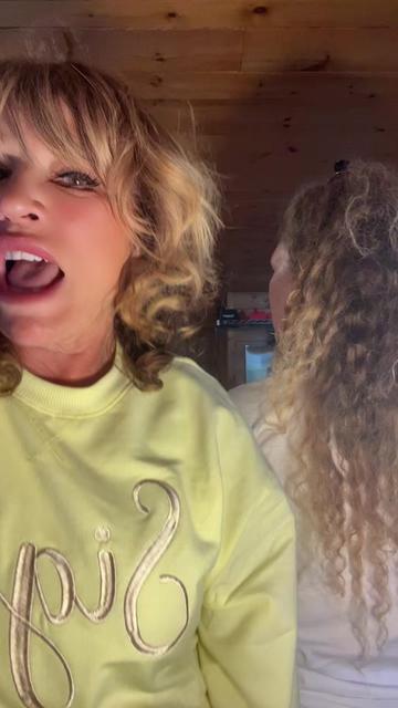 @4everAmber