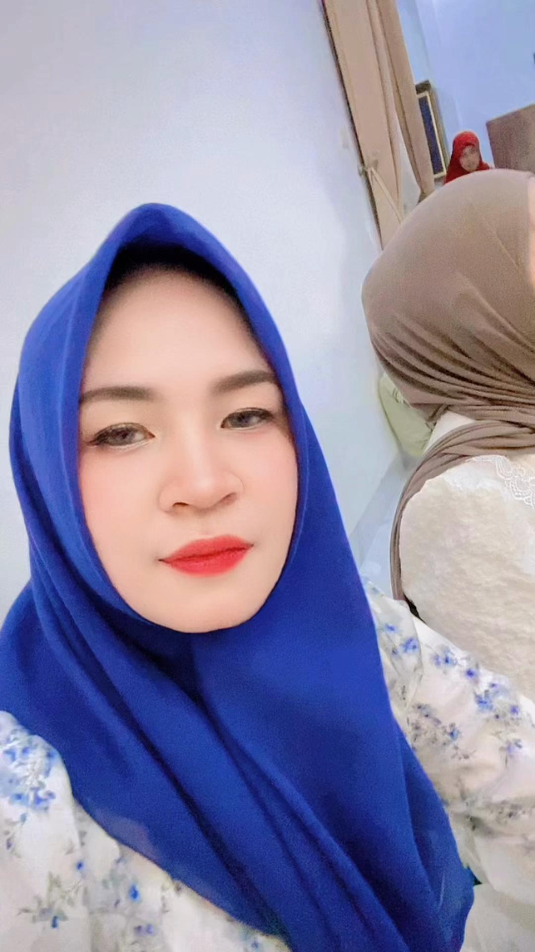 @Emy Mijar