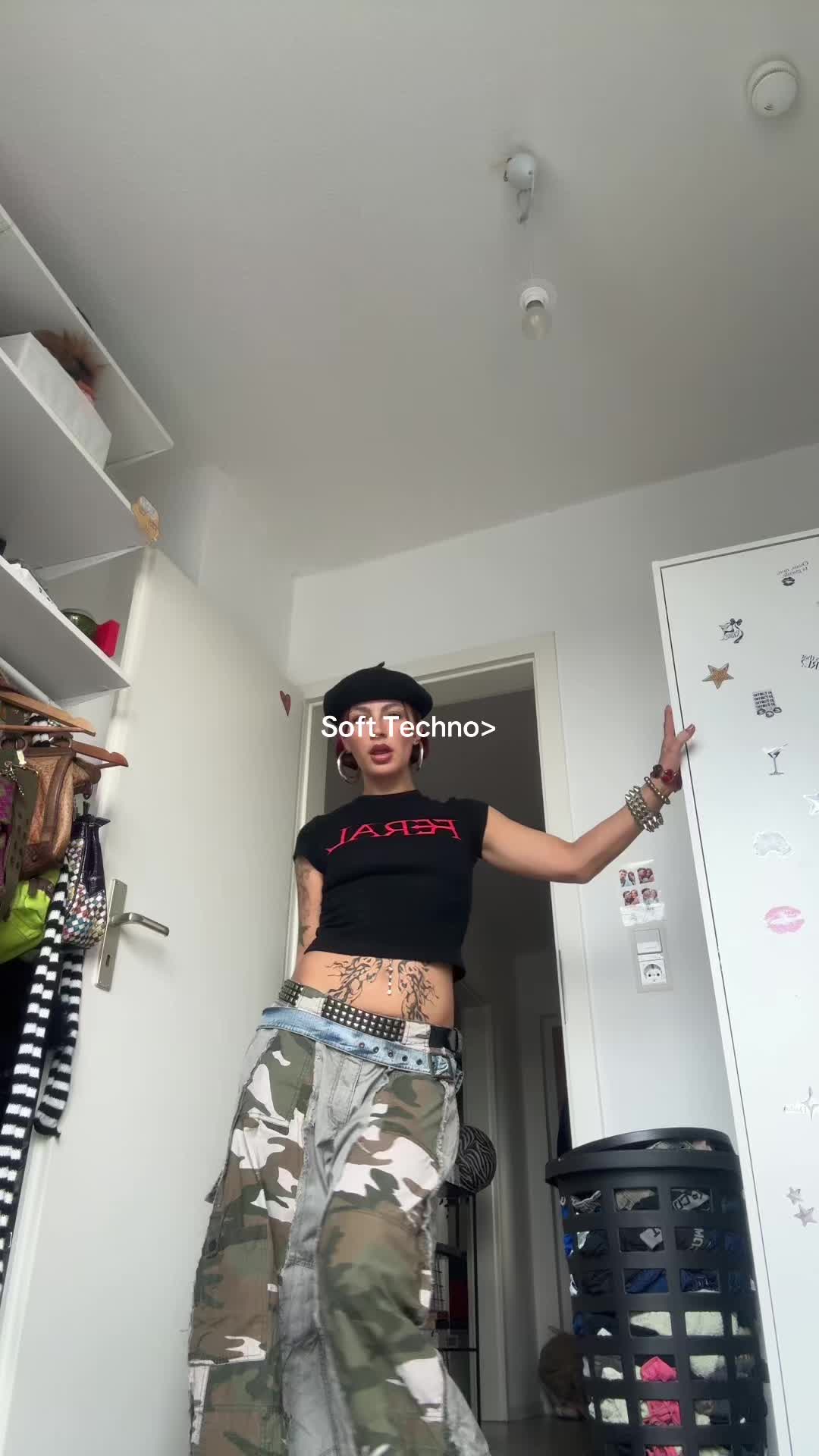 @Emi