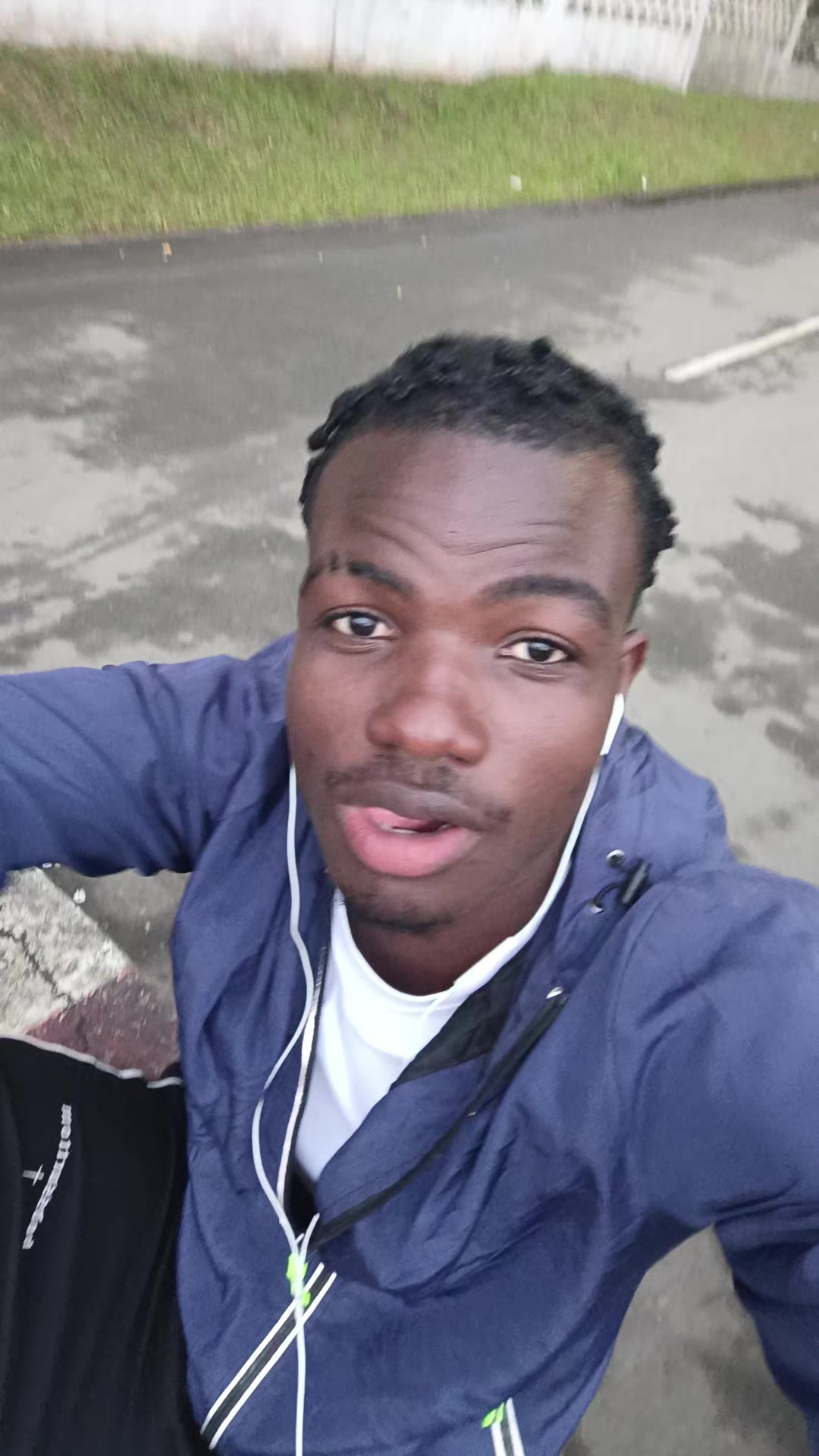 @Dylan Doue🇨🇮❤🇧🇪