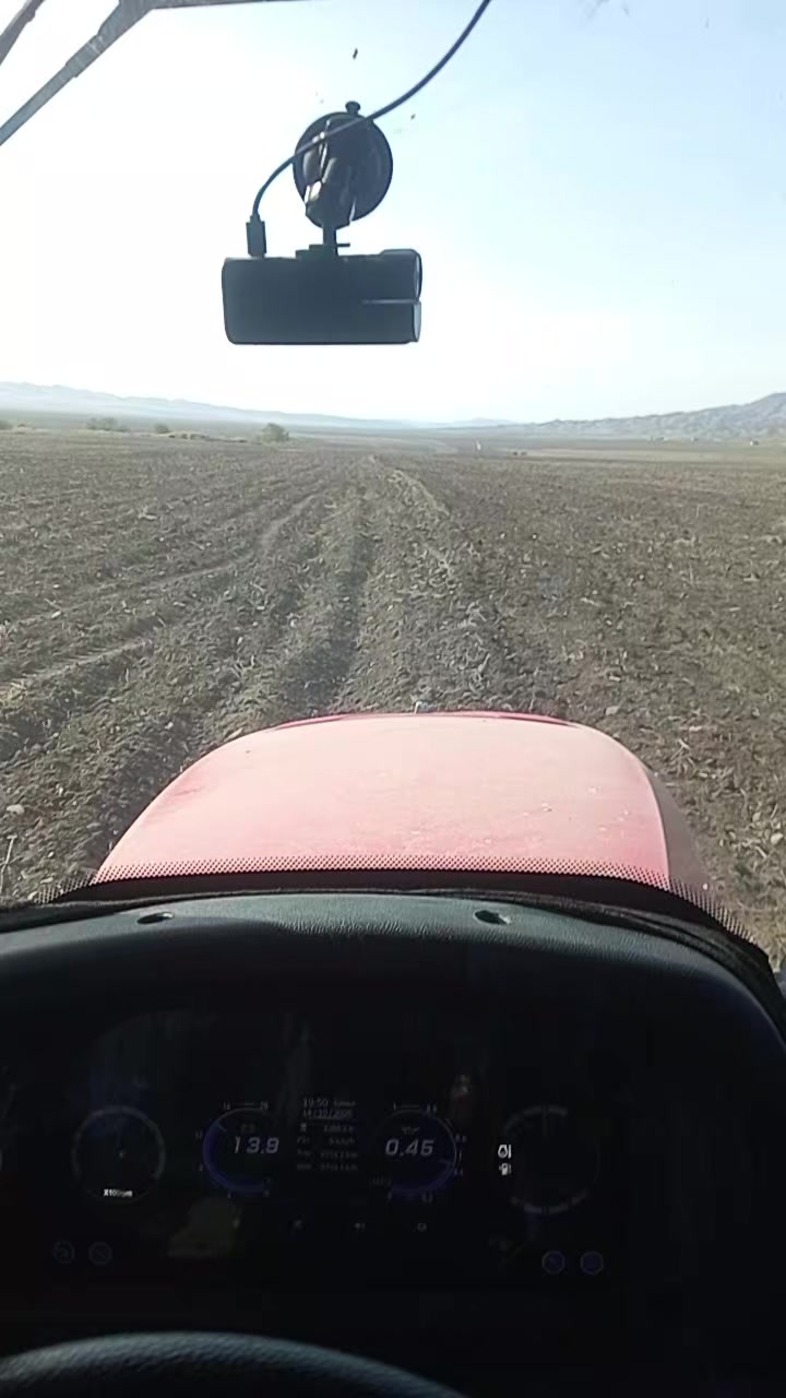 @Traktor_Aləmi