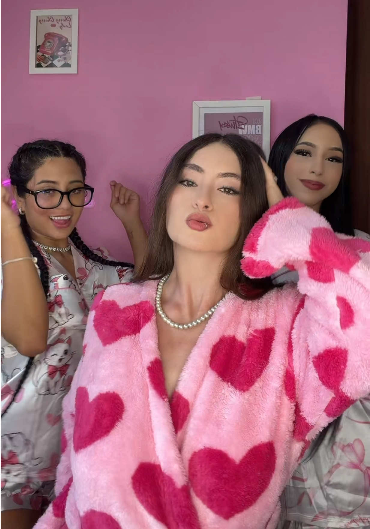 @Manu Carvajal