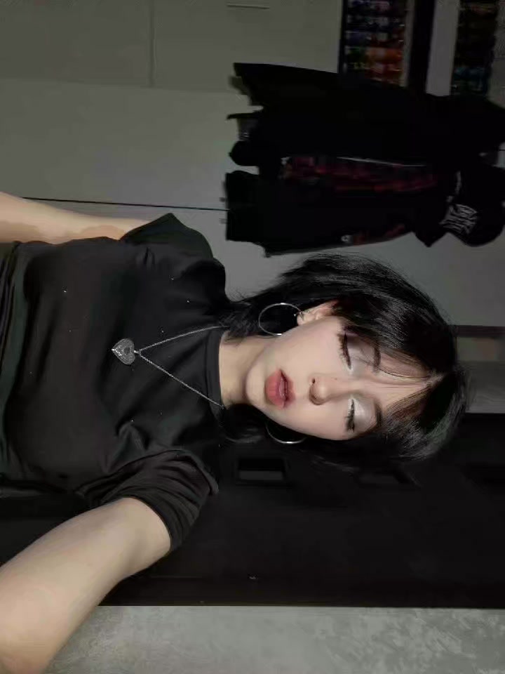 @xidhs@