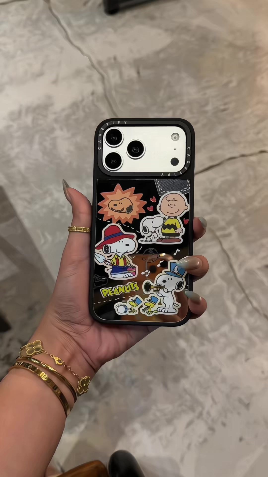 @𝑴𝑨𝑹𝑳𝑺 & 𝑪𝑶.