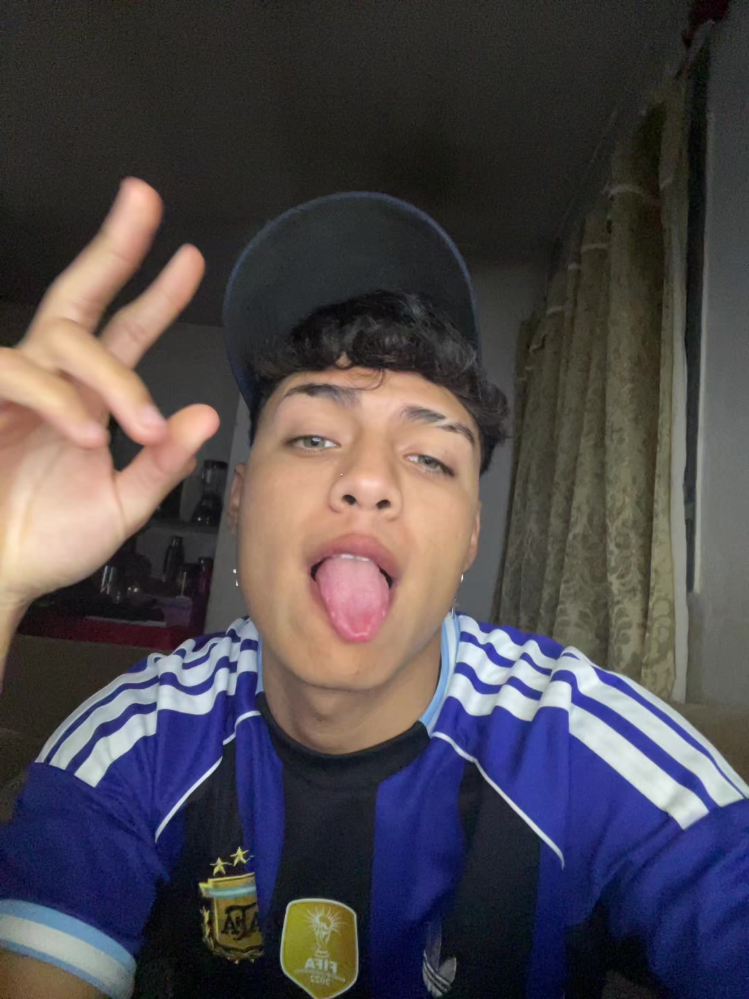 @𝘚𝘢𝘯𝘵𝘪𝘪𝘕𝘵𝘰𝘰