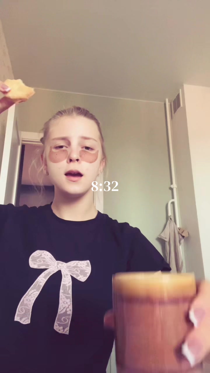 @еее