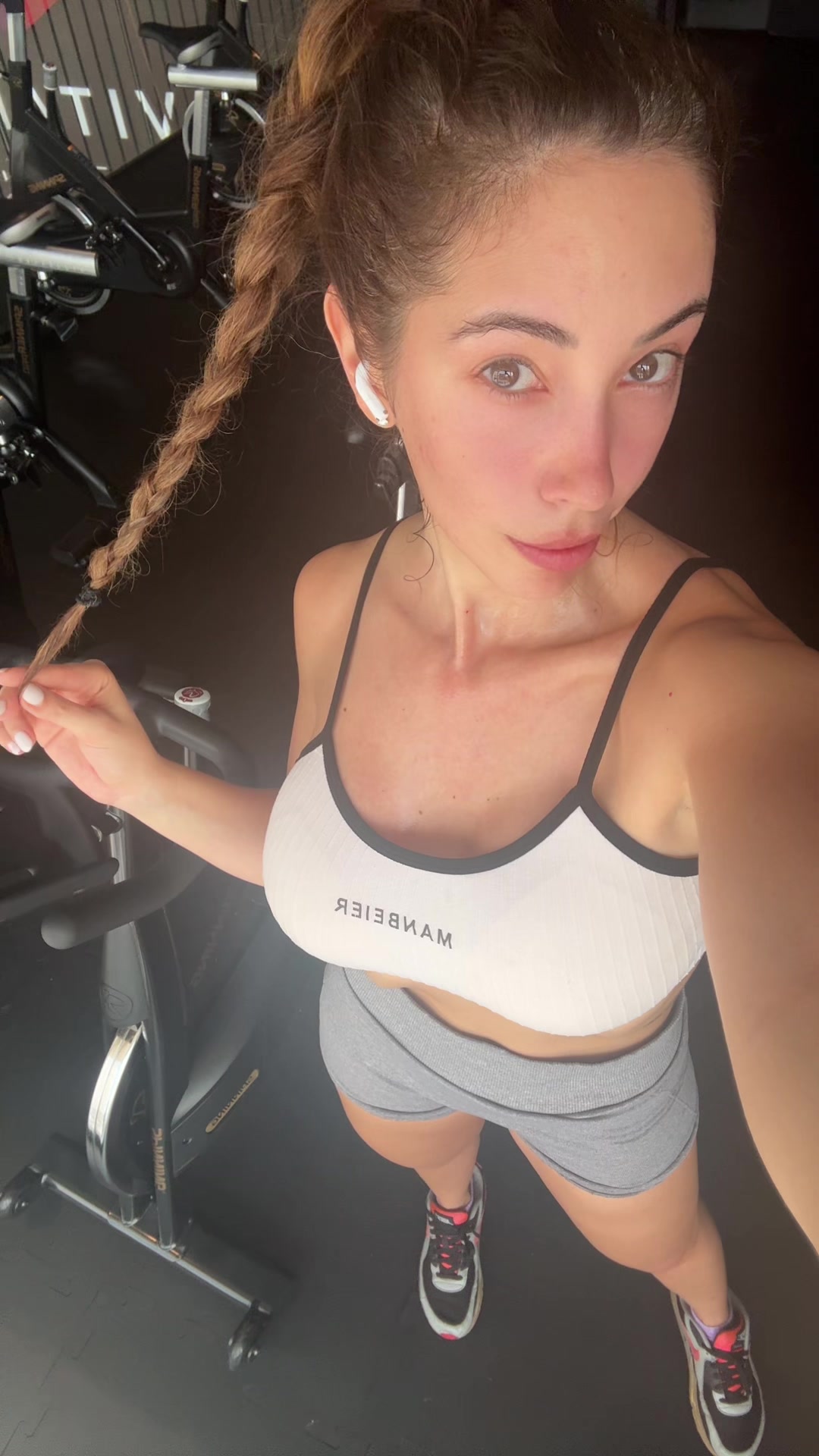 @Ladanirizos