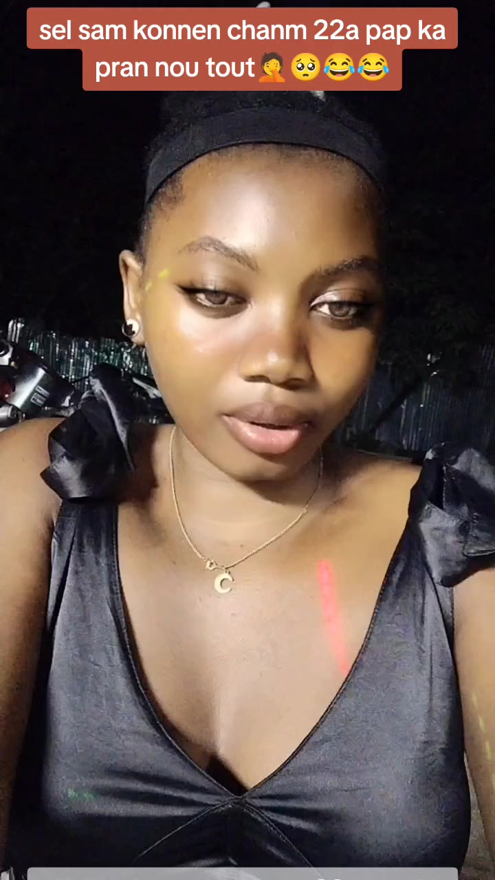 @naïca🖤🖤