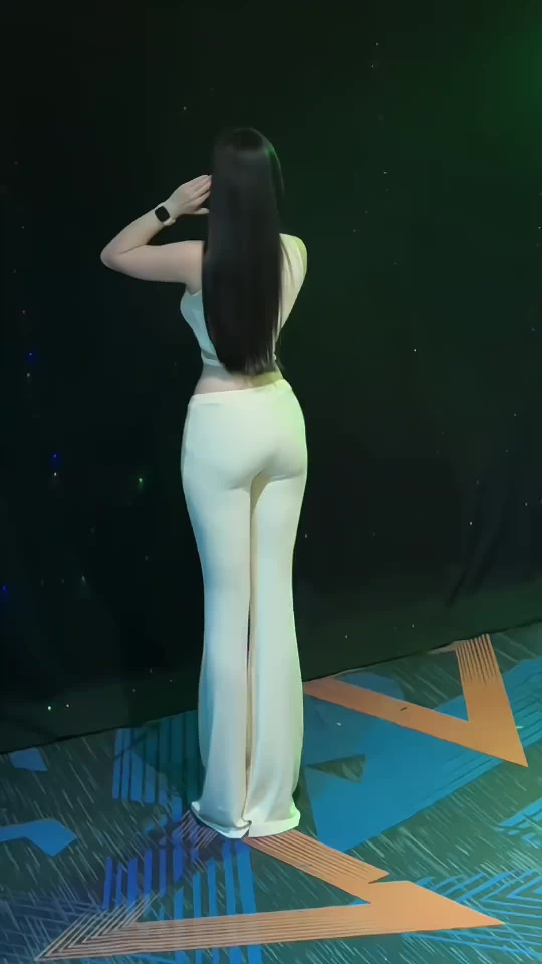 @Domi
