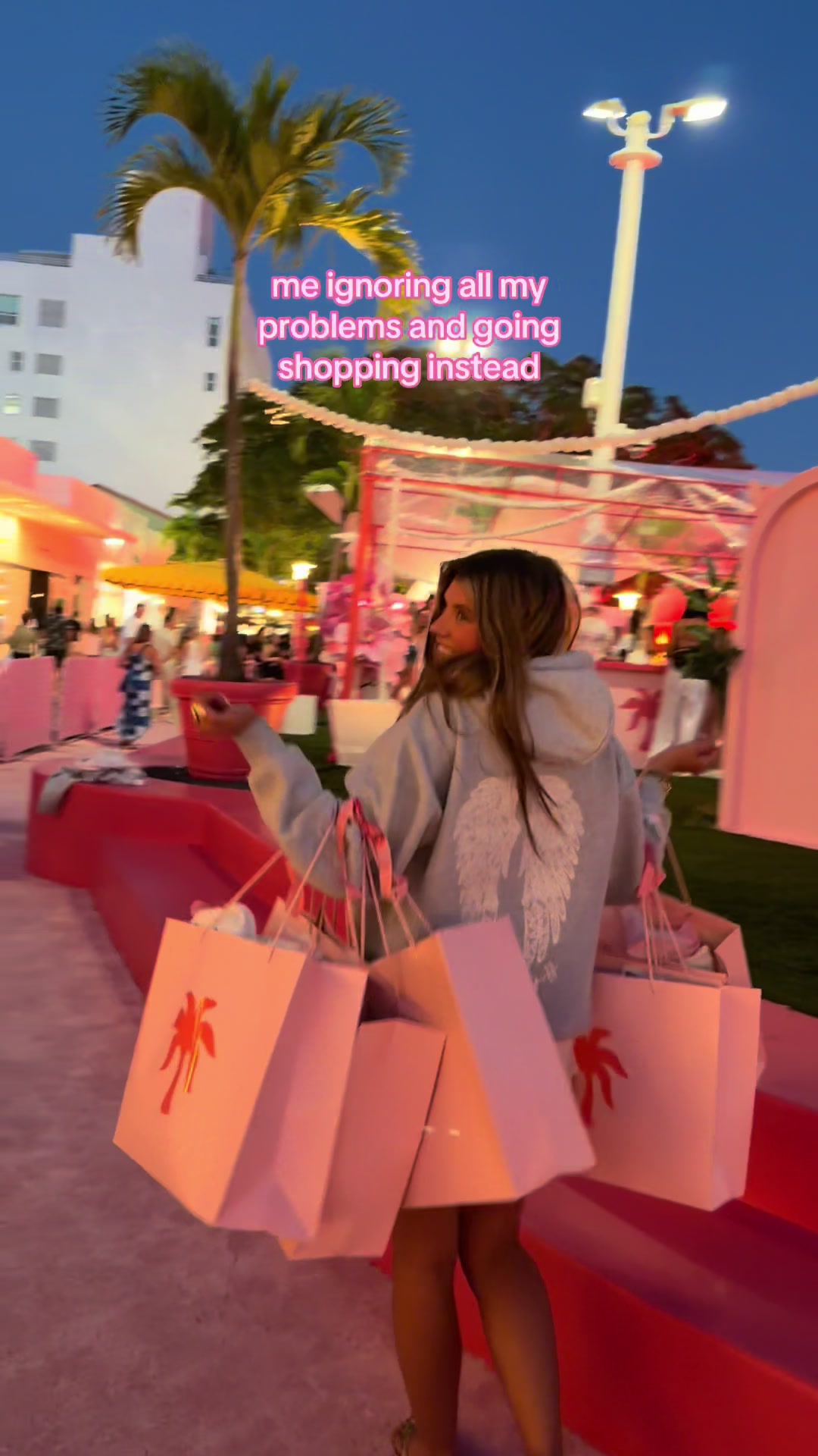 @PINK PALM PUFF