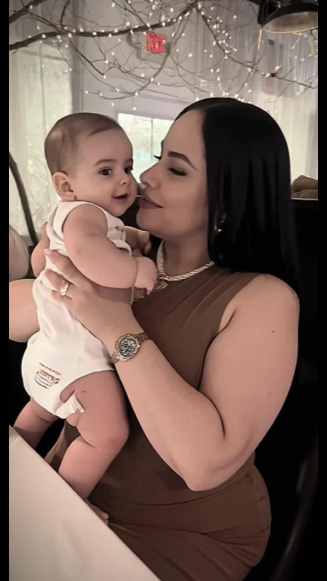 @liz_official