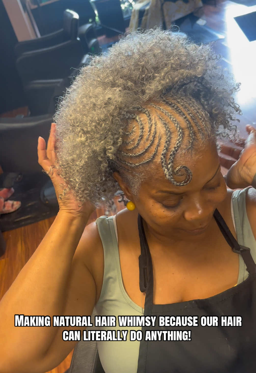 @Indy’s #1 Natural Stylist ✴︎