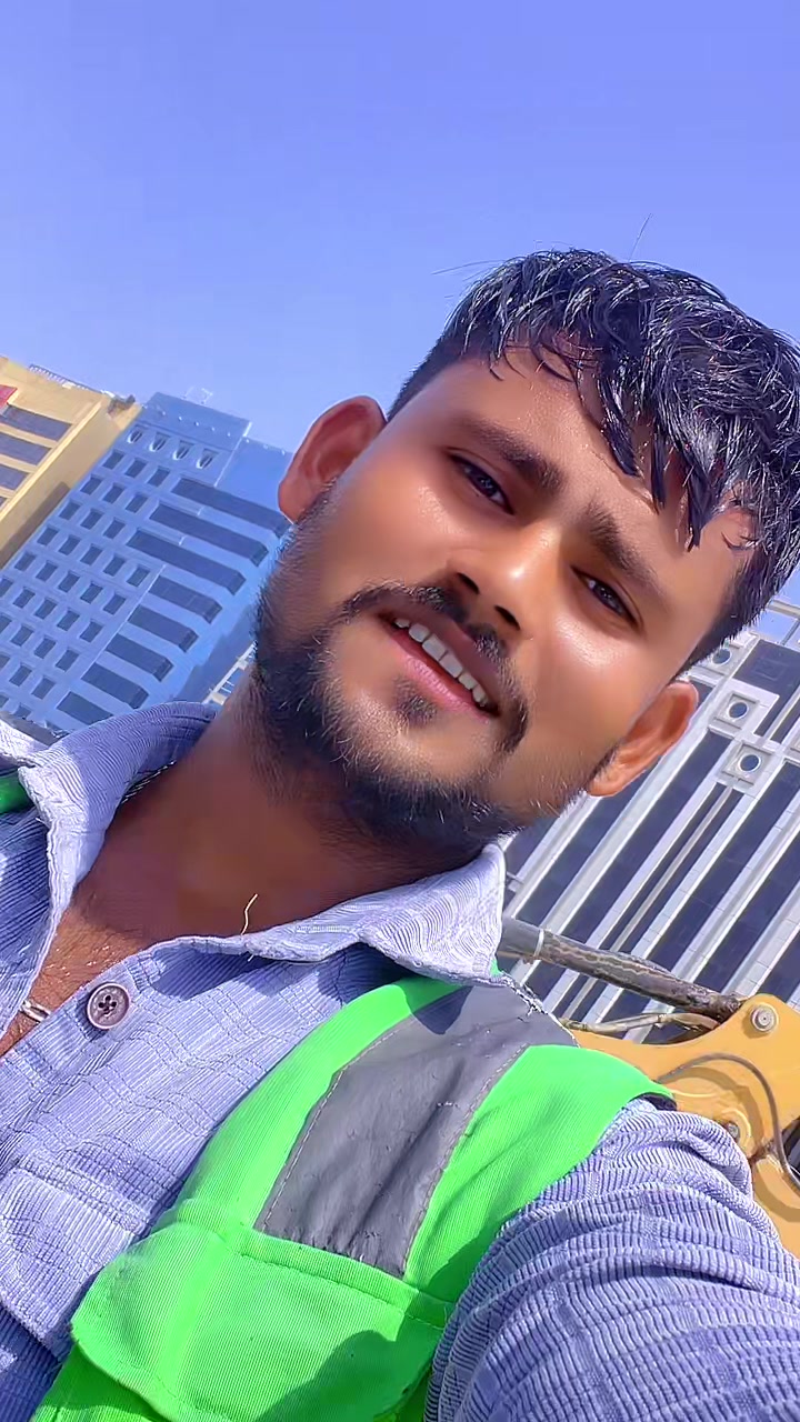 @ज्ञानेंद्र🫶🏻 कुशवाहा🖤🥀😇