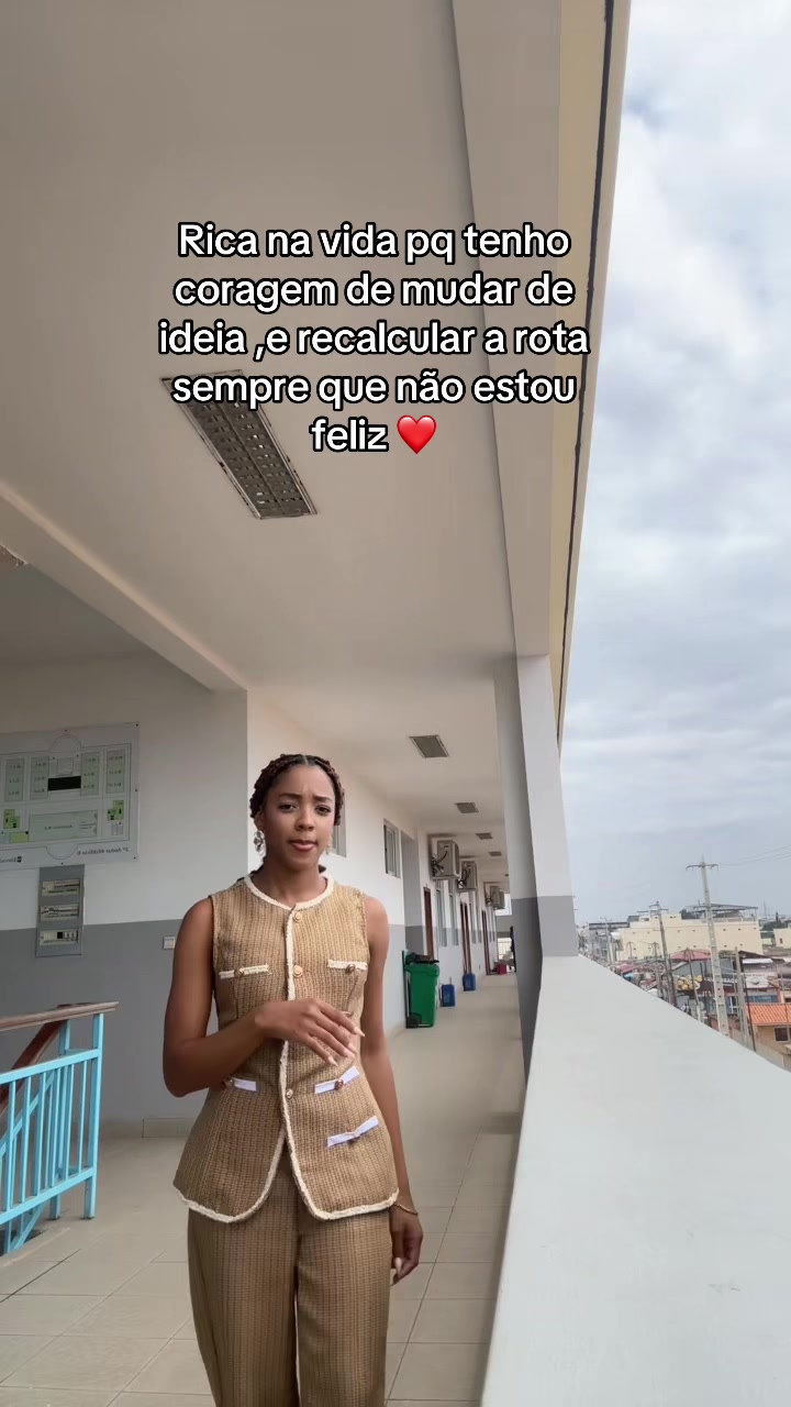 @crisdeoliveira93