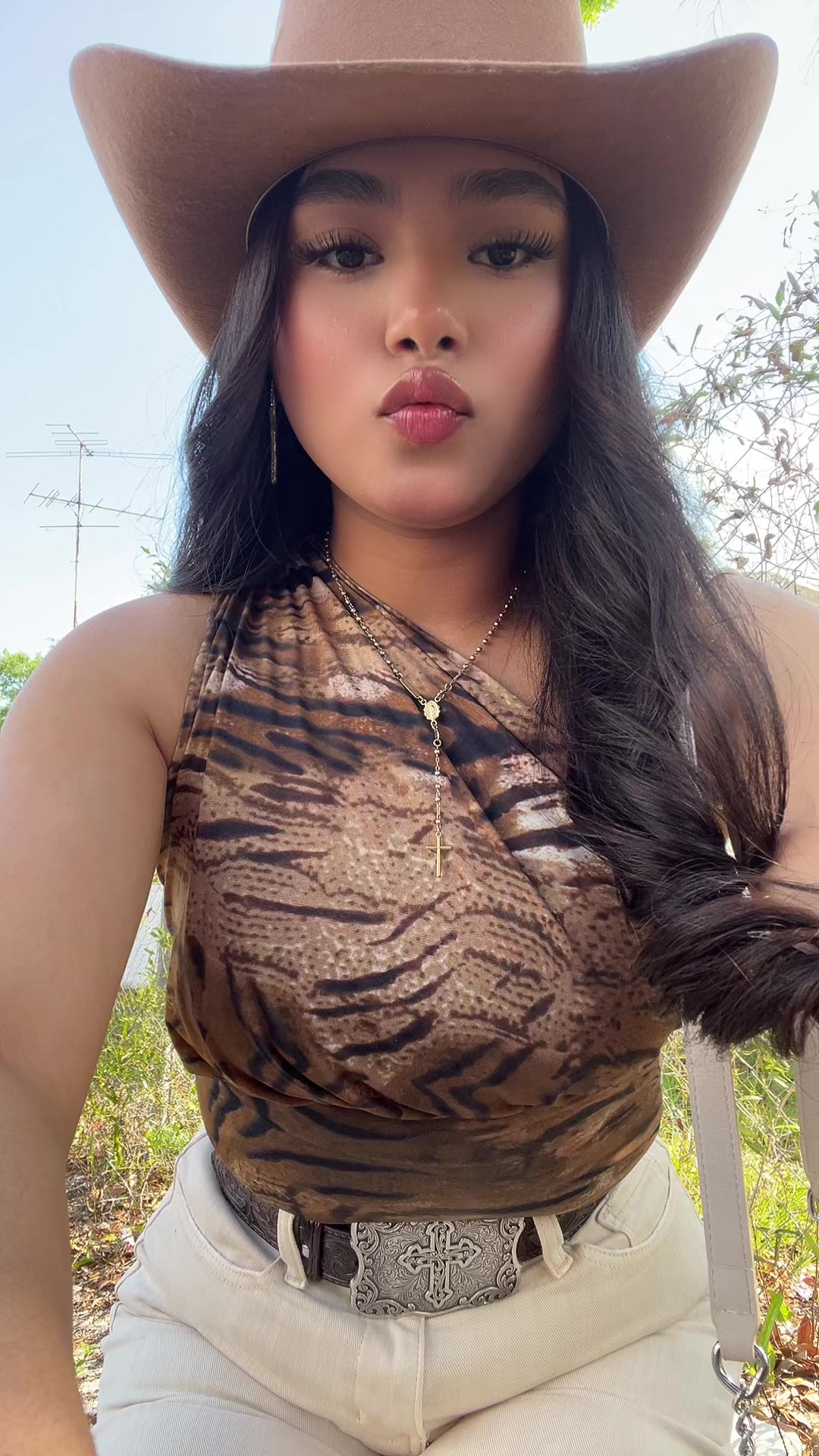@Bri ð