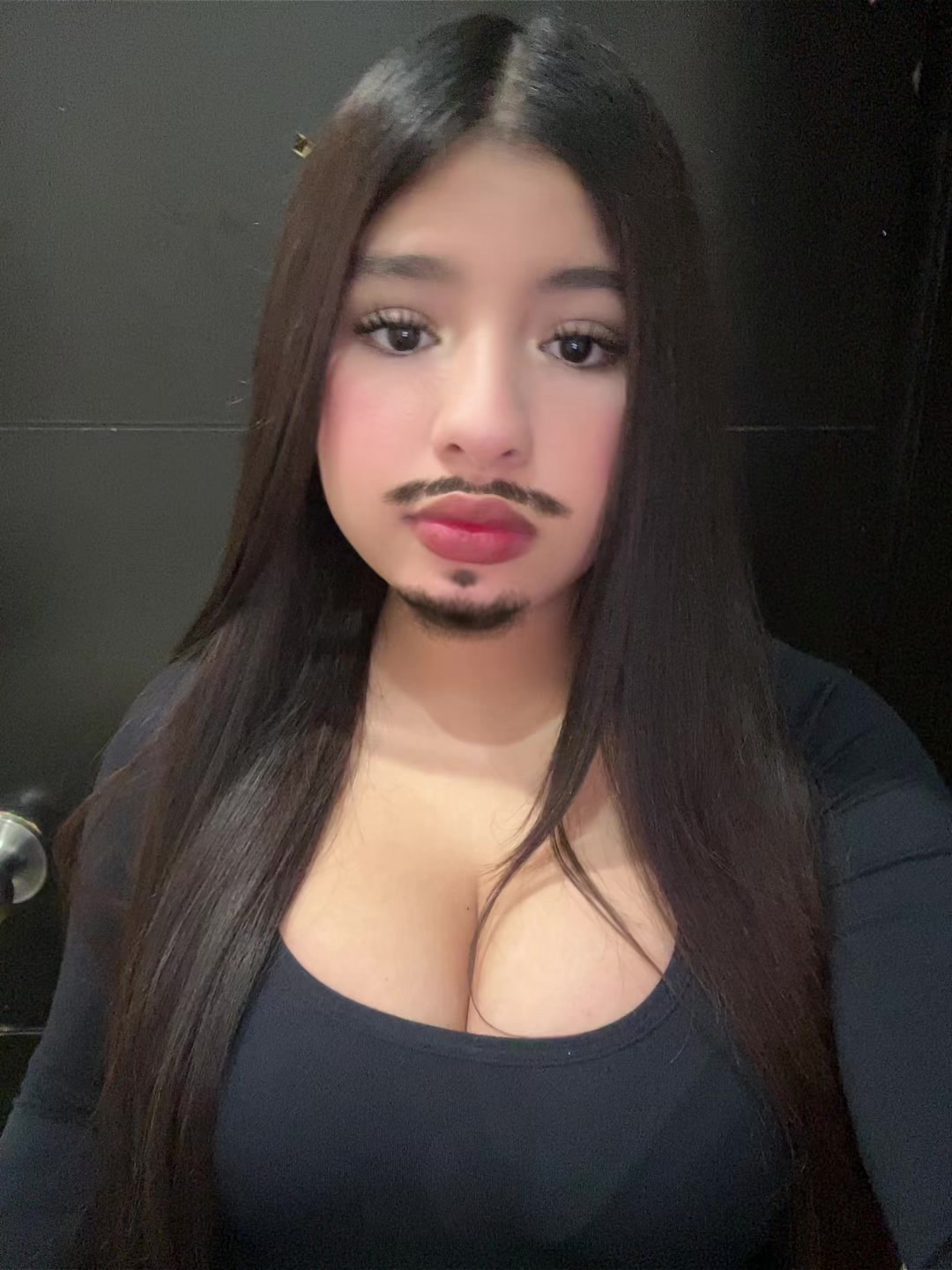 @𝓿𝓲𝓪𝓷𝓮𝔂💗