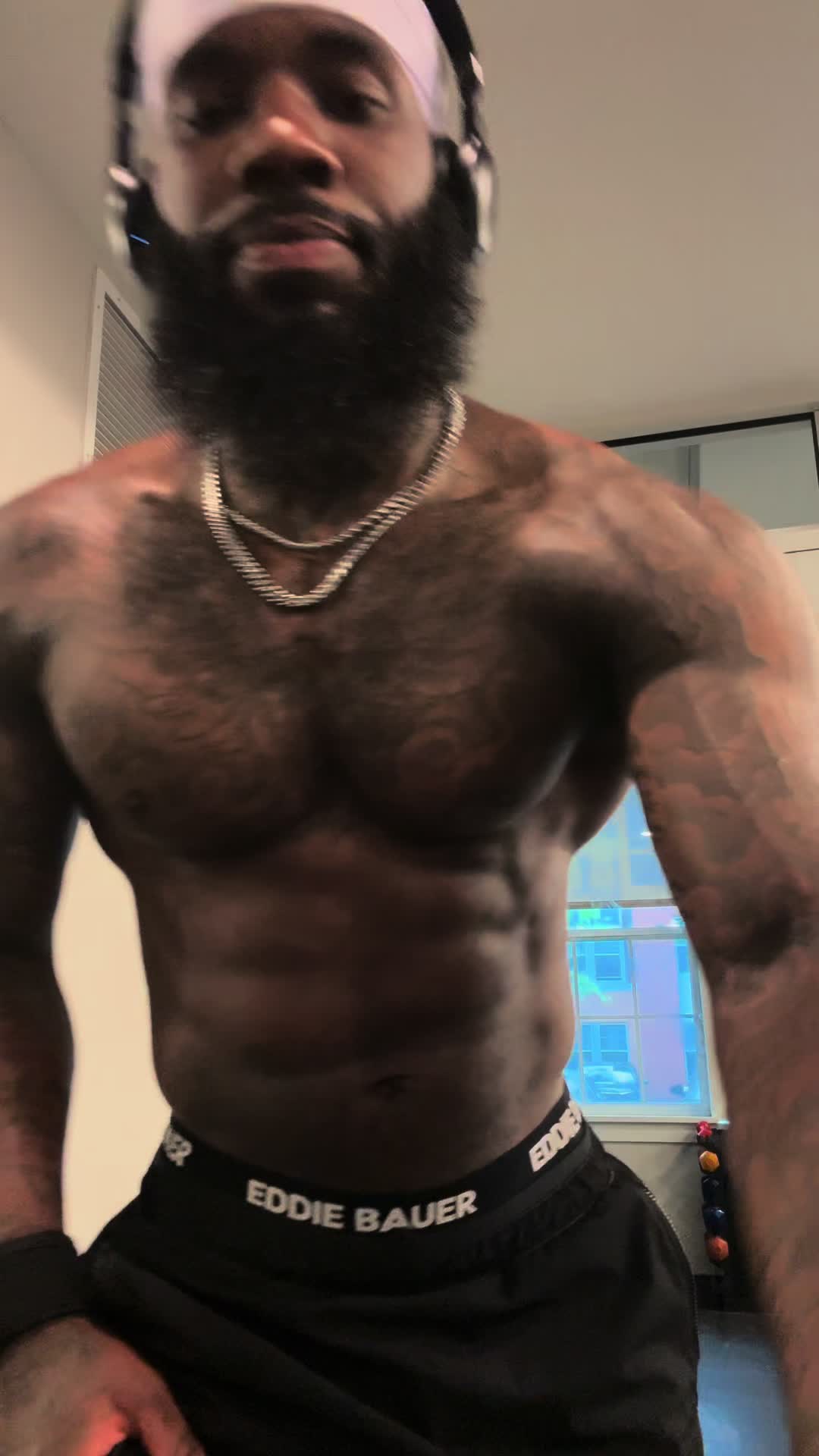 @bigq385