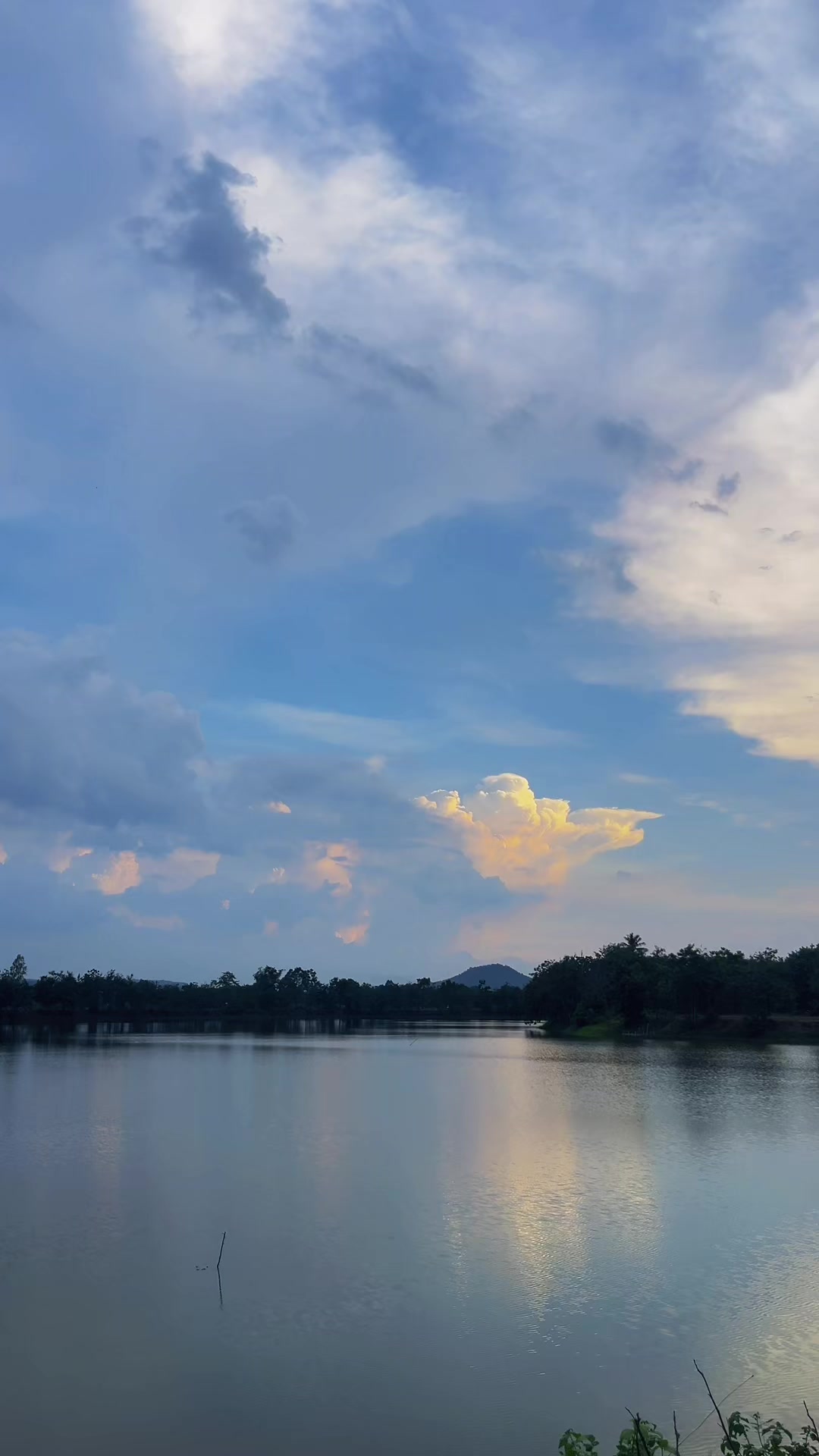 @ครูอ๋อมที่ชอบหนีไปปีนเขา⛰️🍃🩵