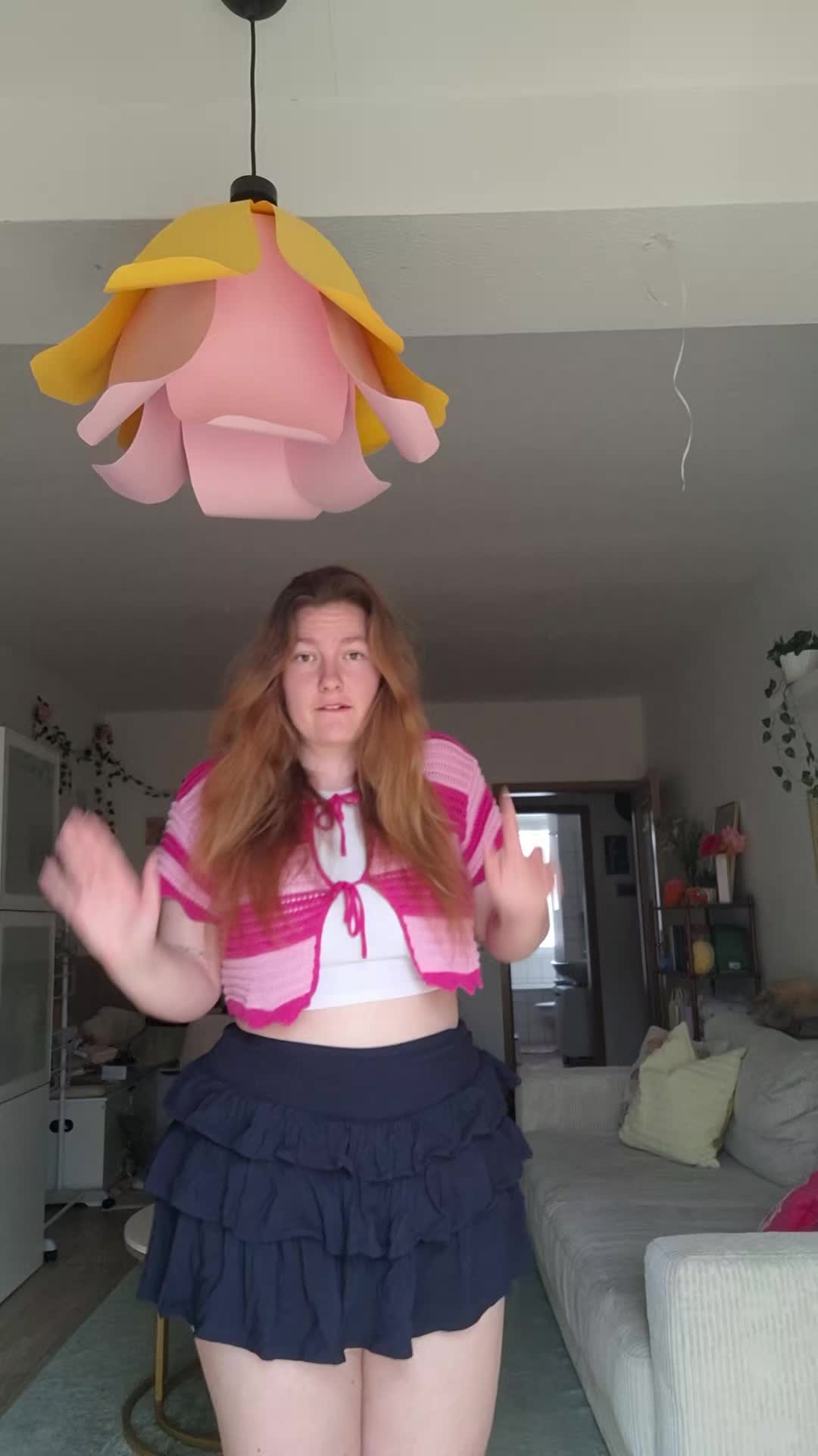 @vivienhrtl🌼