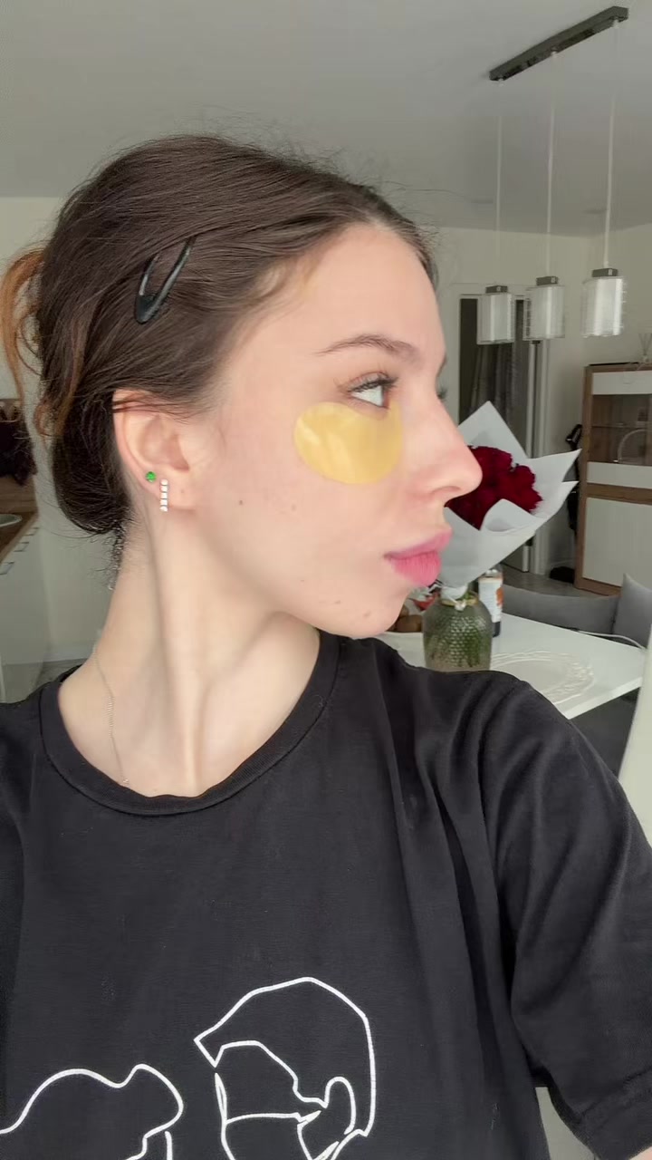 @helenlavie_