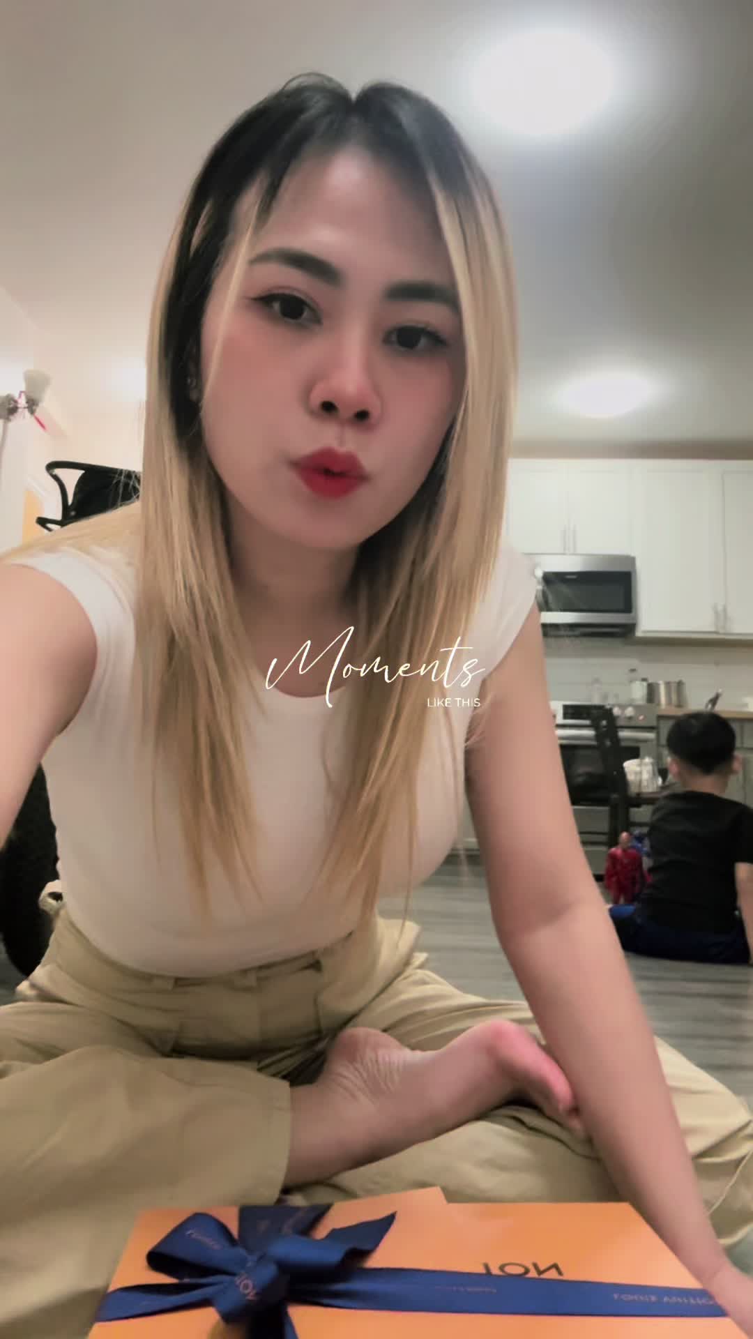 @Kh&aacute;nh Tiền