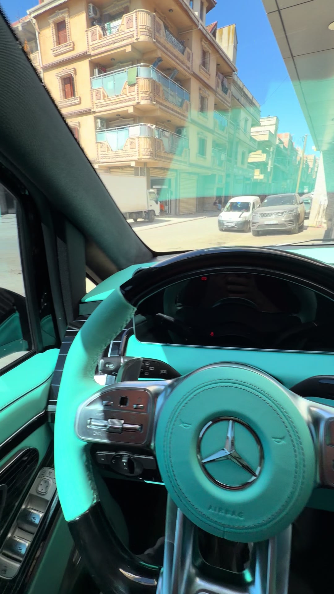 @toutou rangerover