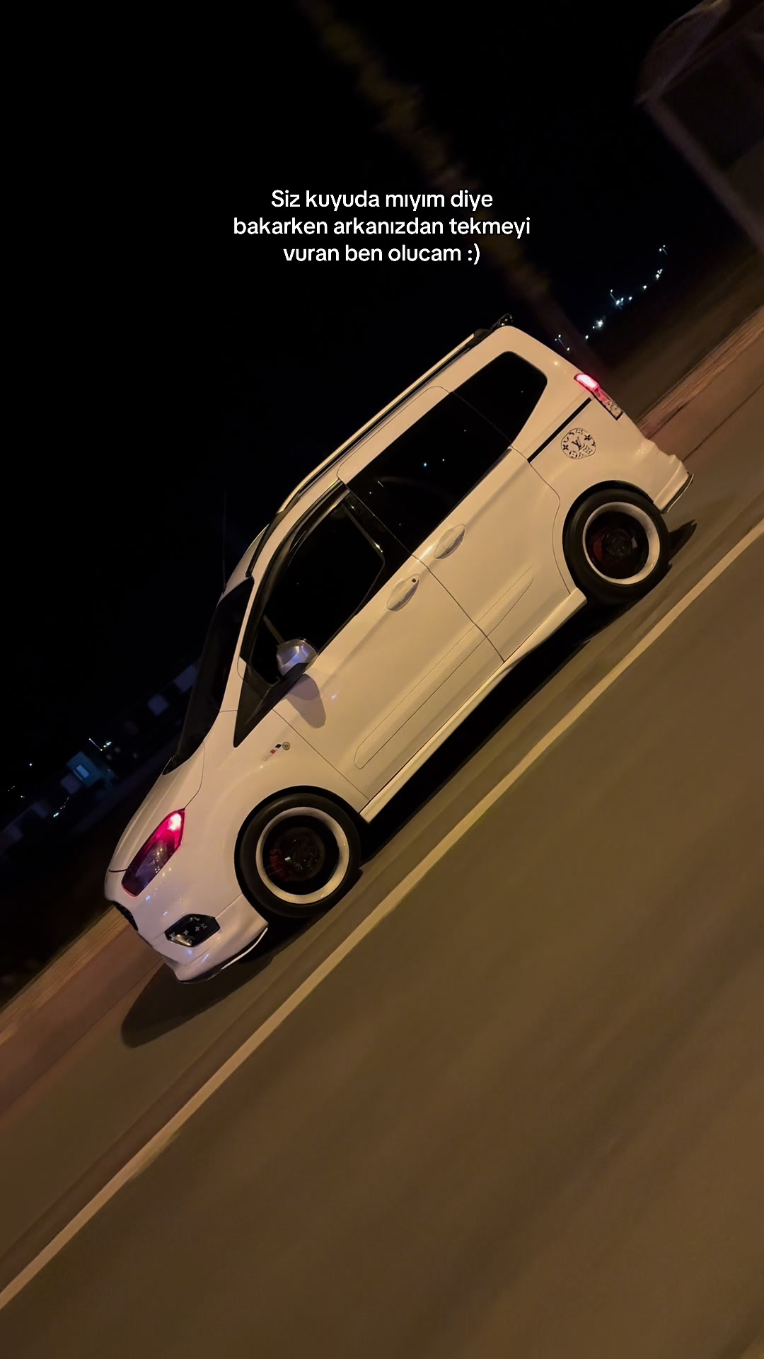 @𝓐.𝓨𝓾𝓷𝓪𝔂